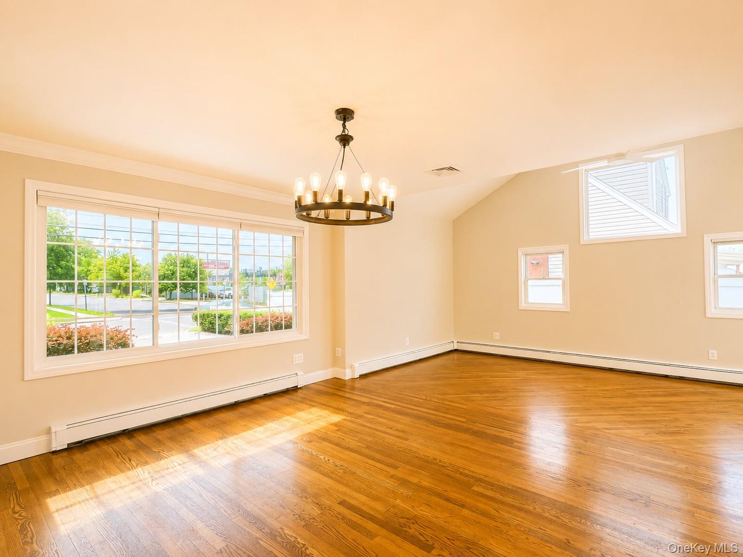 35 Taylor Avenue Property Photo 5