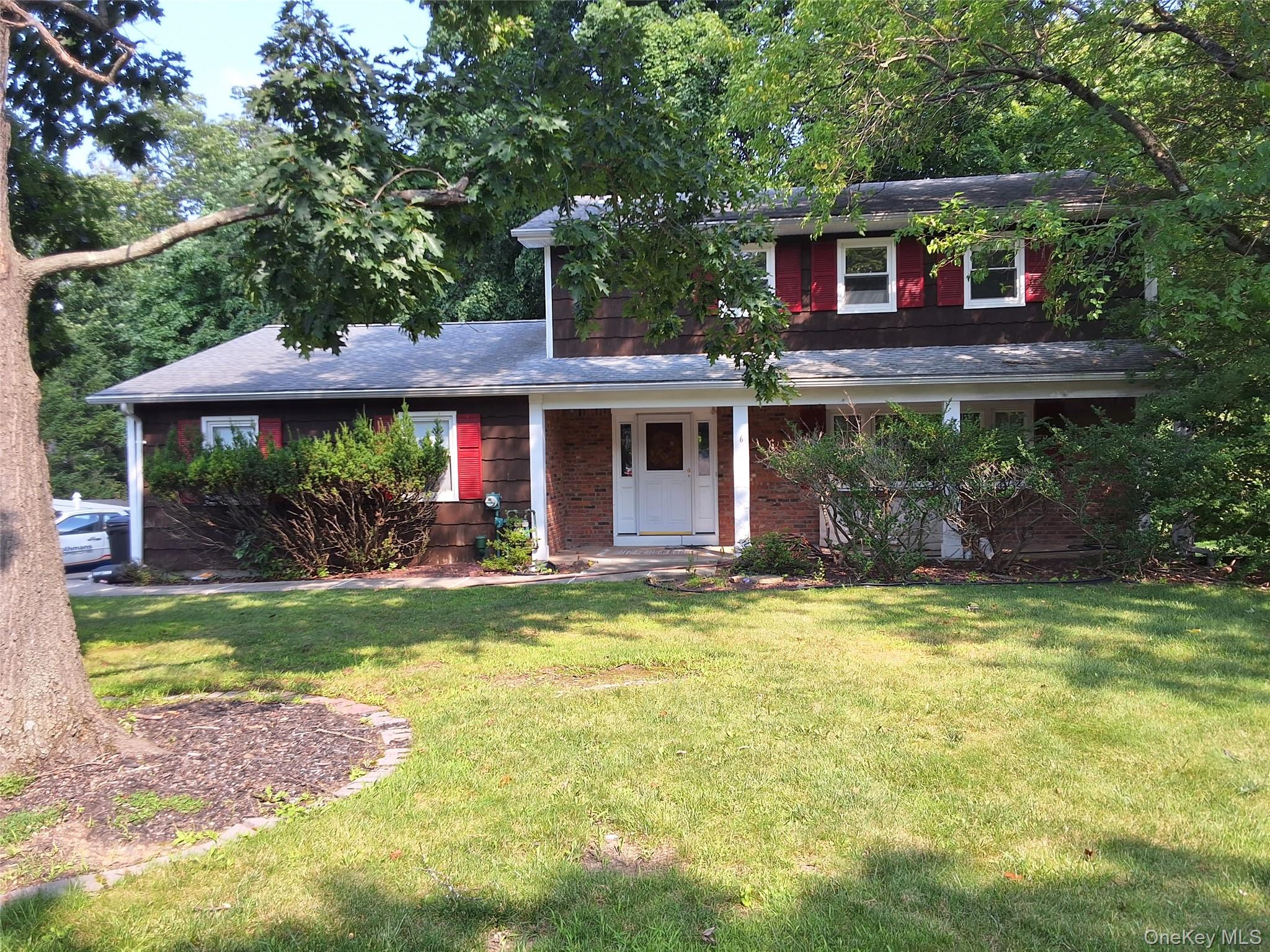 6 Strathmore Drive Property Photo 1