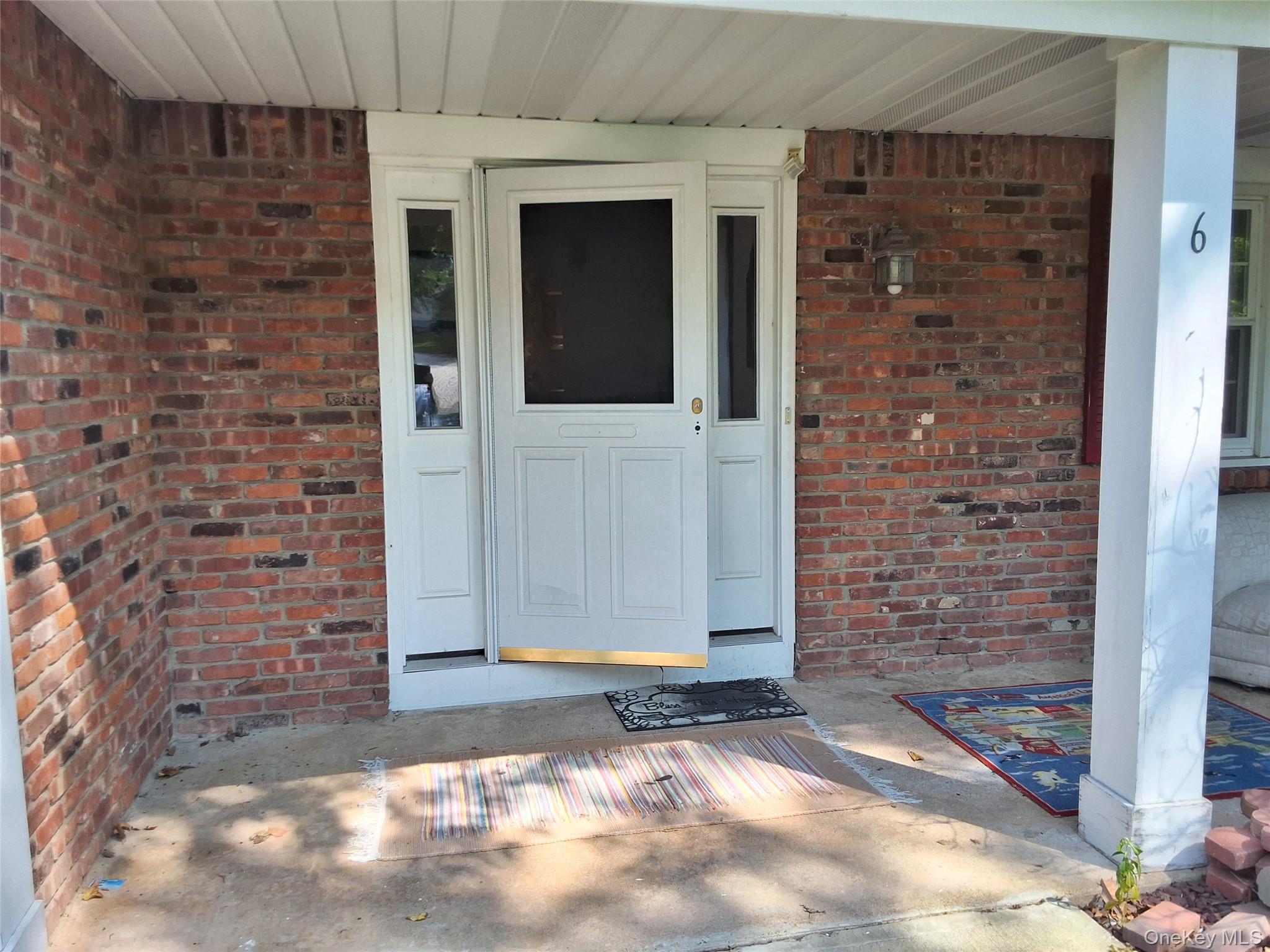 6 Strathmore Drive Property Photo 2