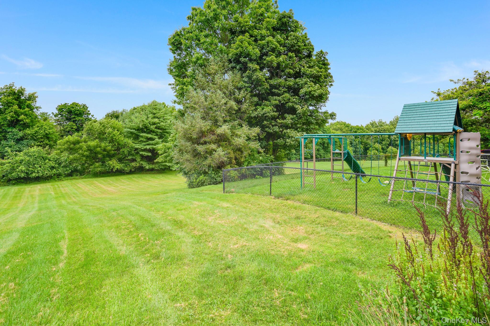 27 Patricia Drive Property Photo 17