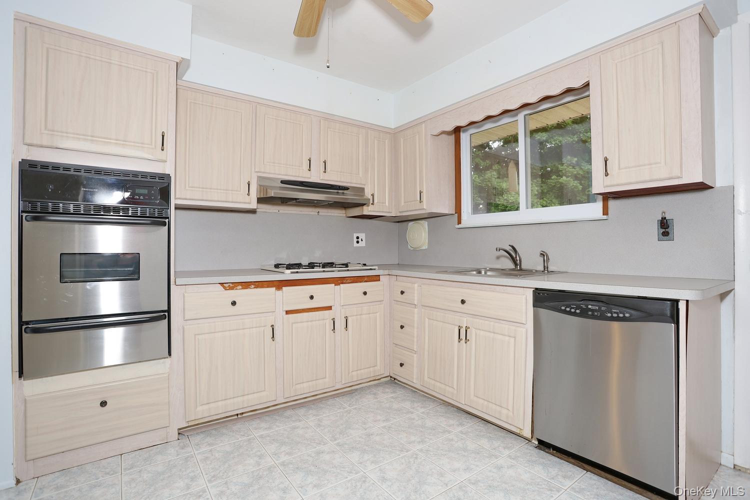 5 Fairfield Terrace Property Photo 6
