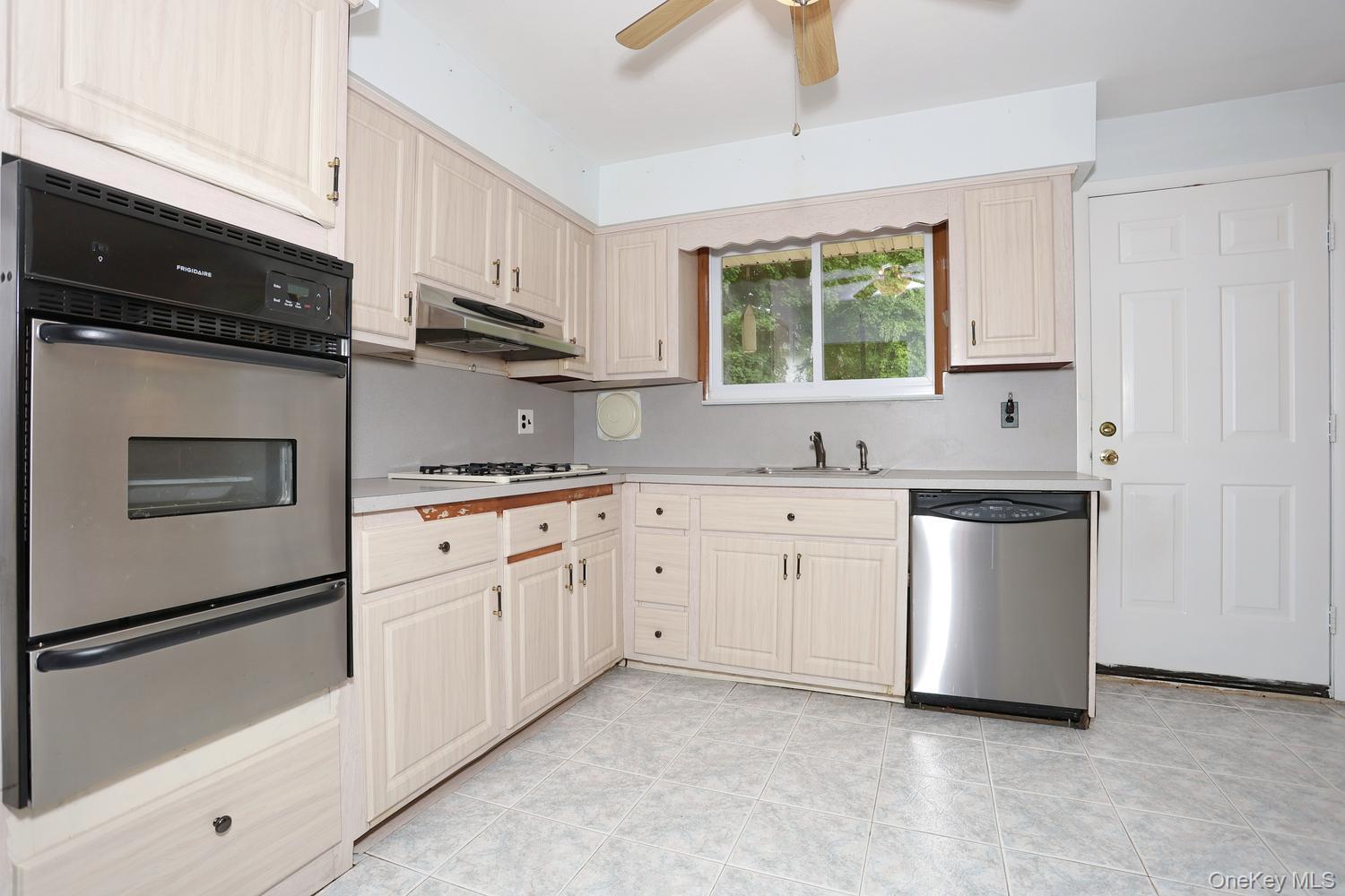 5 Fairfield Terrace Property Photo 7