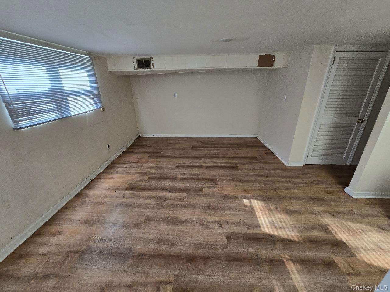 462 S 3rd Avenue Property Photo 13
