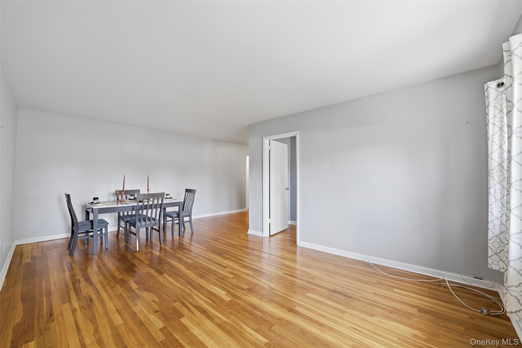 140 N Broadway P-4 Property Photo 5