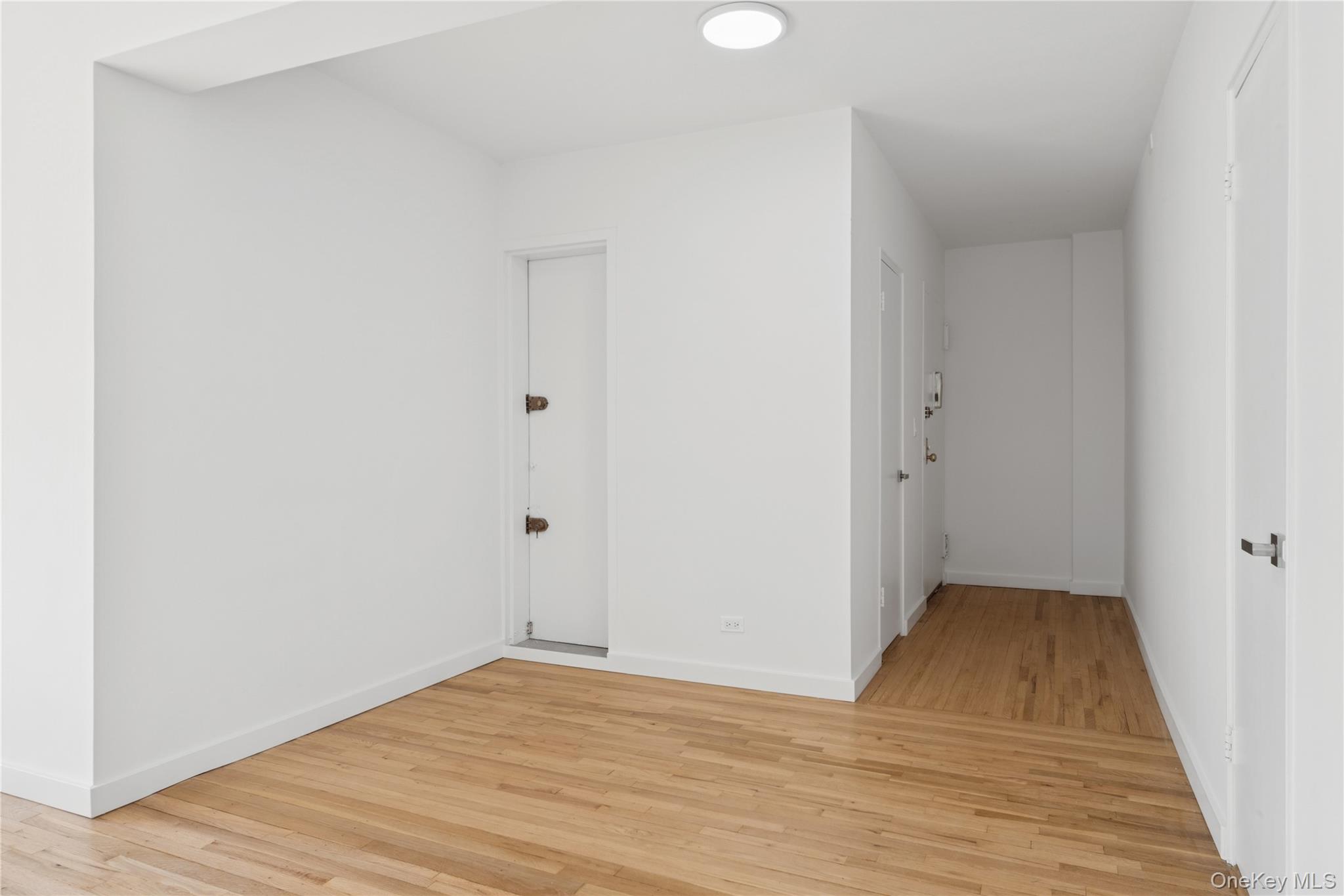 3701 Henry Hudson Parkway 3b Property Photo 4