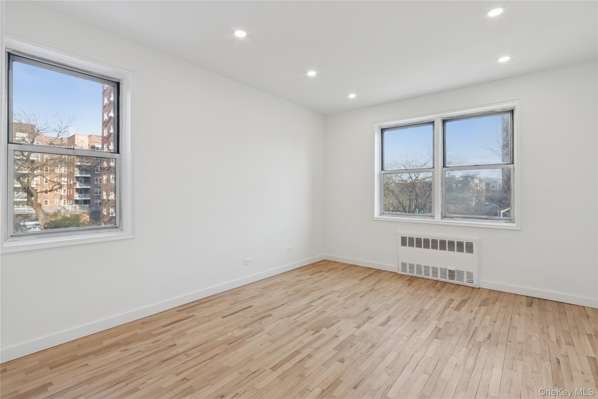 3701 Henry Hudson Parkway 3b Property Photo 8