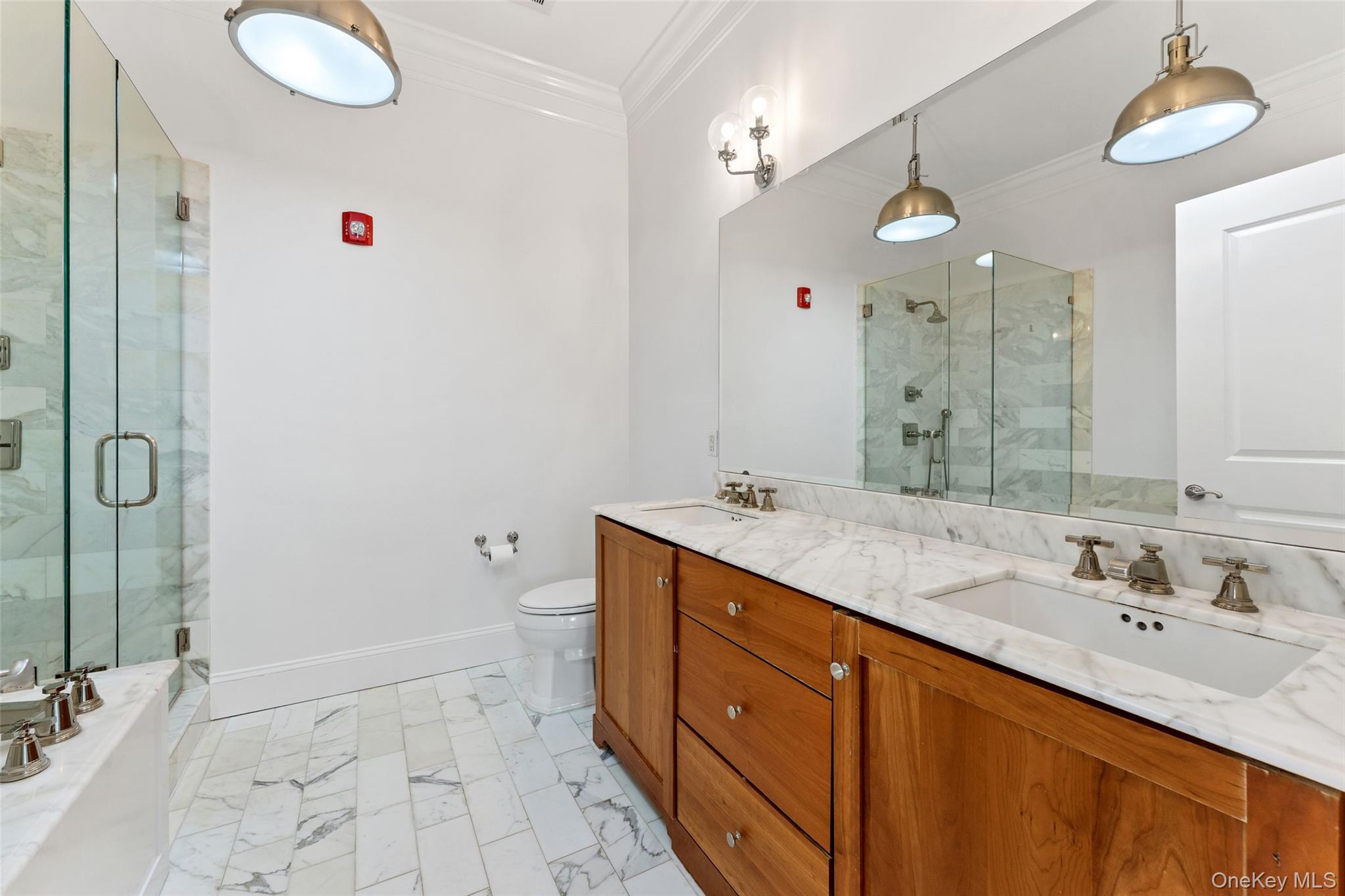 127 W Main Street 200 Property Photo 17