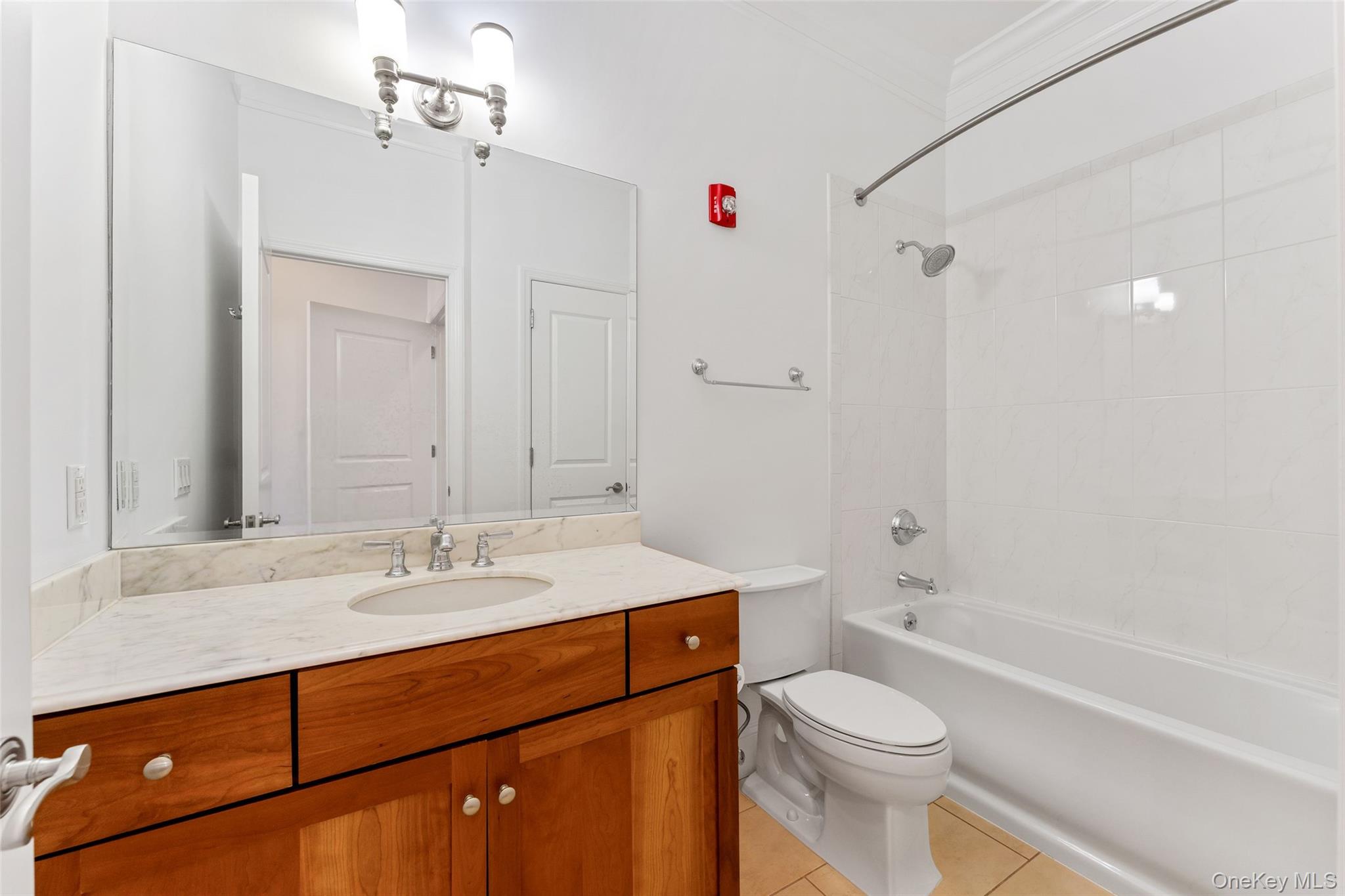 127 W Main Street 200 Property Photo 21