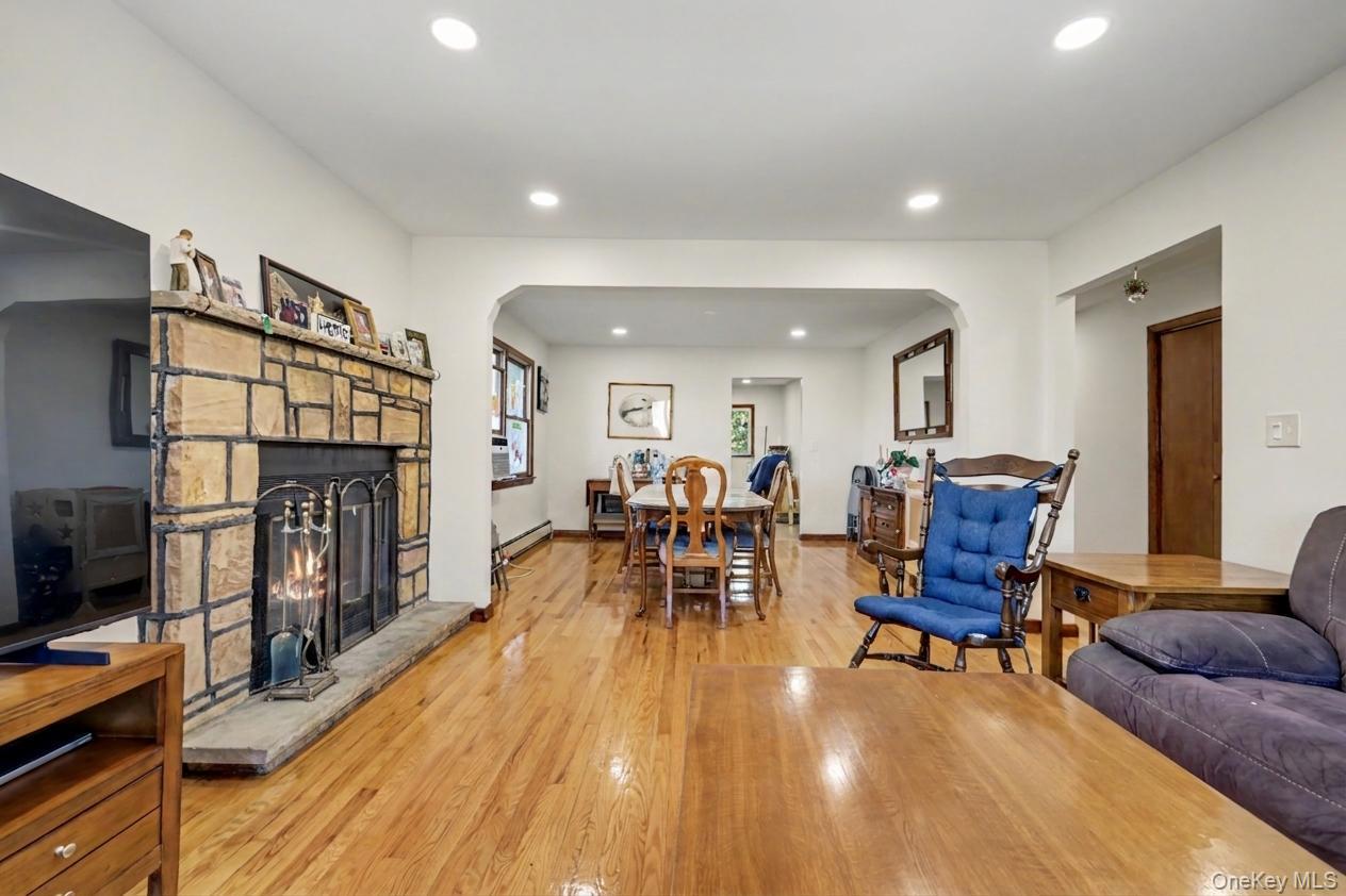 17 Aka 13 Smart Avenue Property Photo 3