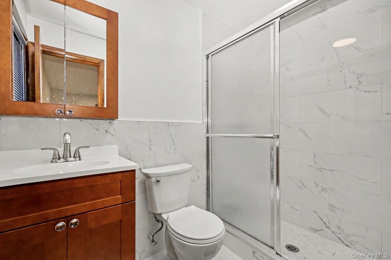 17 Aka 13 Smart Avenue Property Photo 5