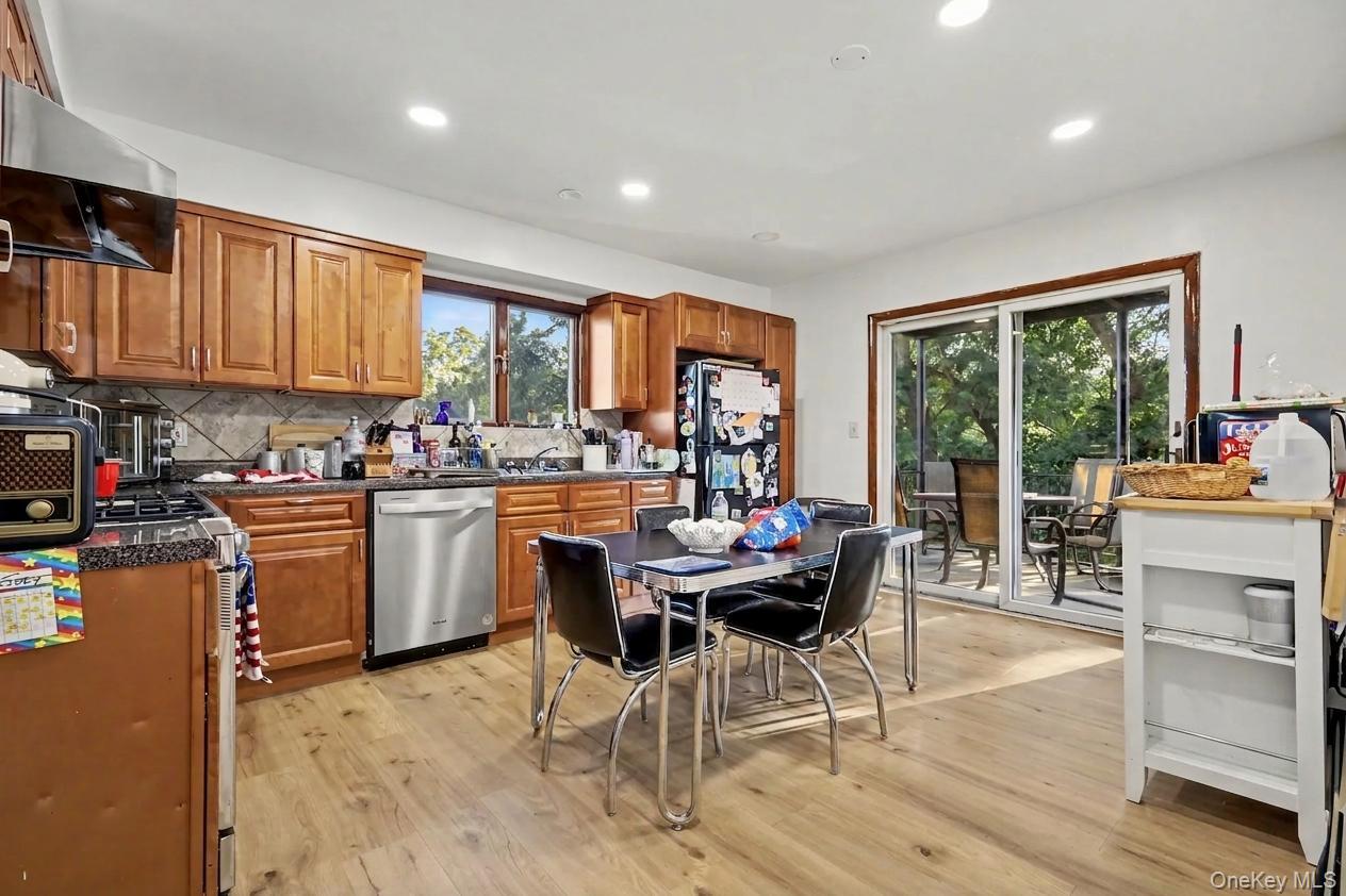 17 Aka 13 Smart Avenue Property Photo 10