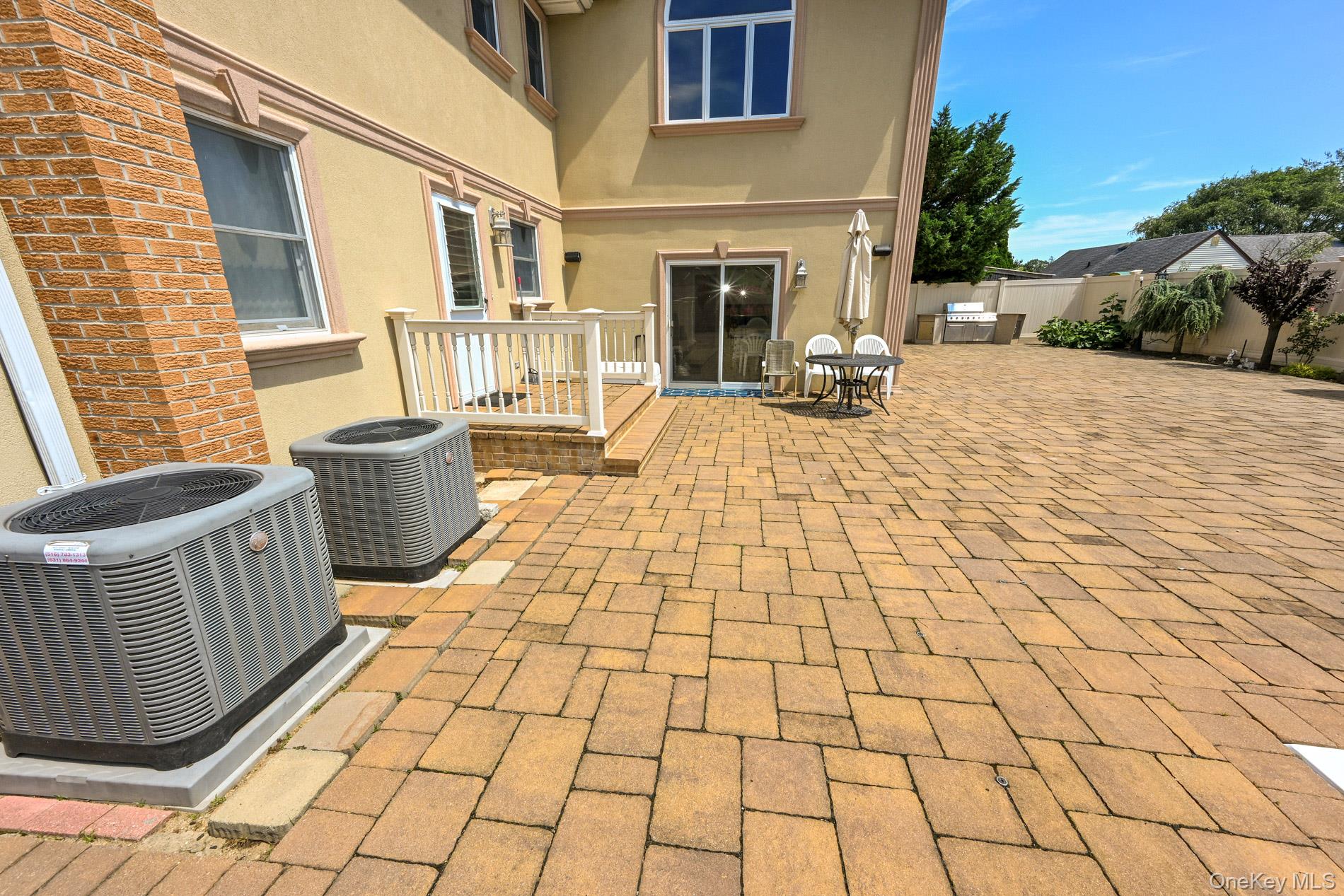 859 Maloon Avenue Property Photo 36