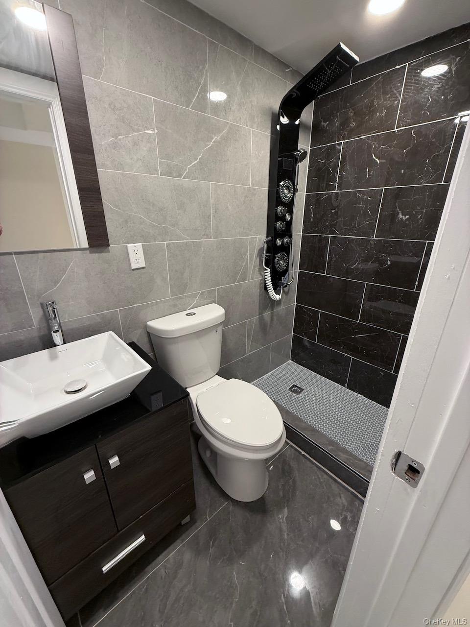 5926 Grove Street Property Photo 15