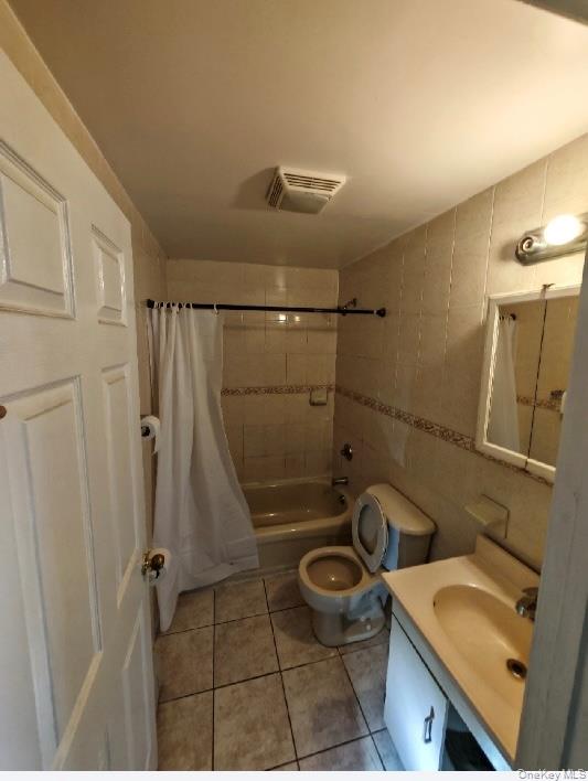 90-05 54th Avenue Property Photo 4