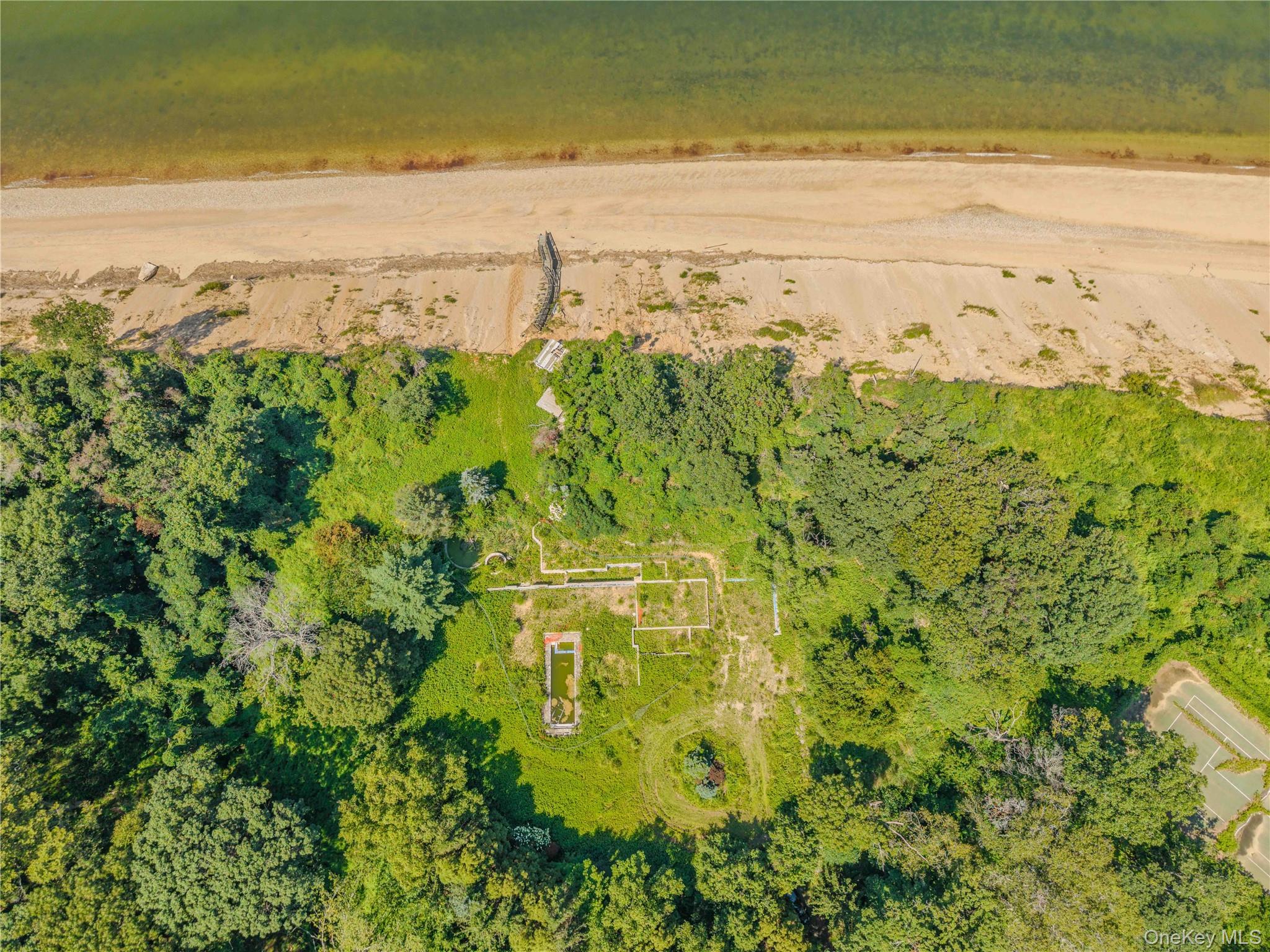 546 Long Beach Road Property Photo 10