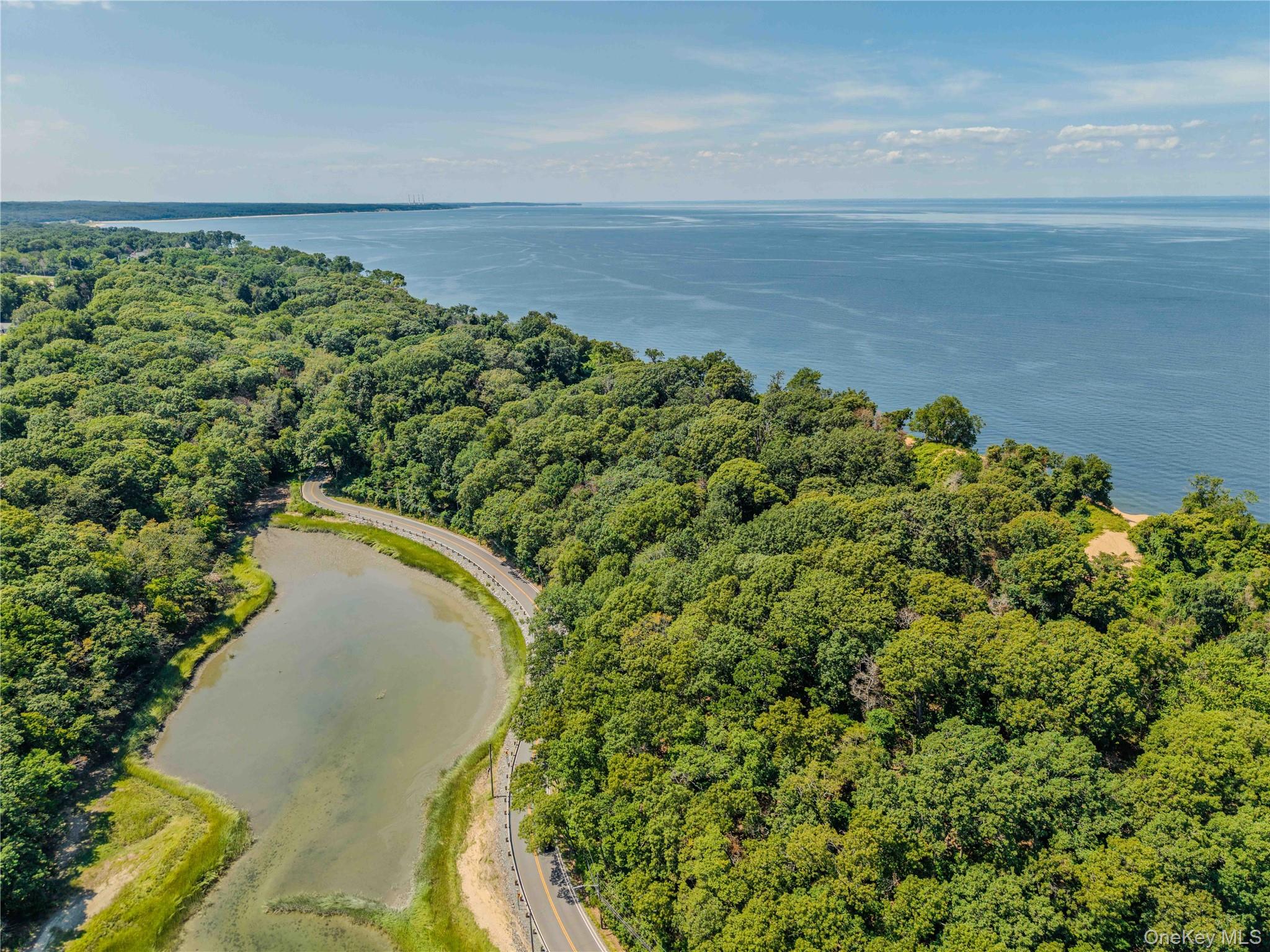 546 Long Beach Road Property Photo 13