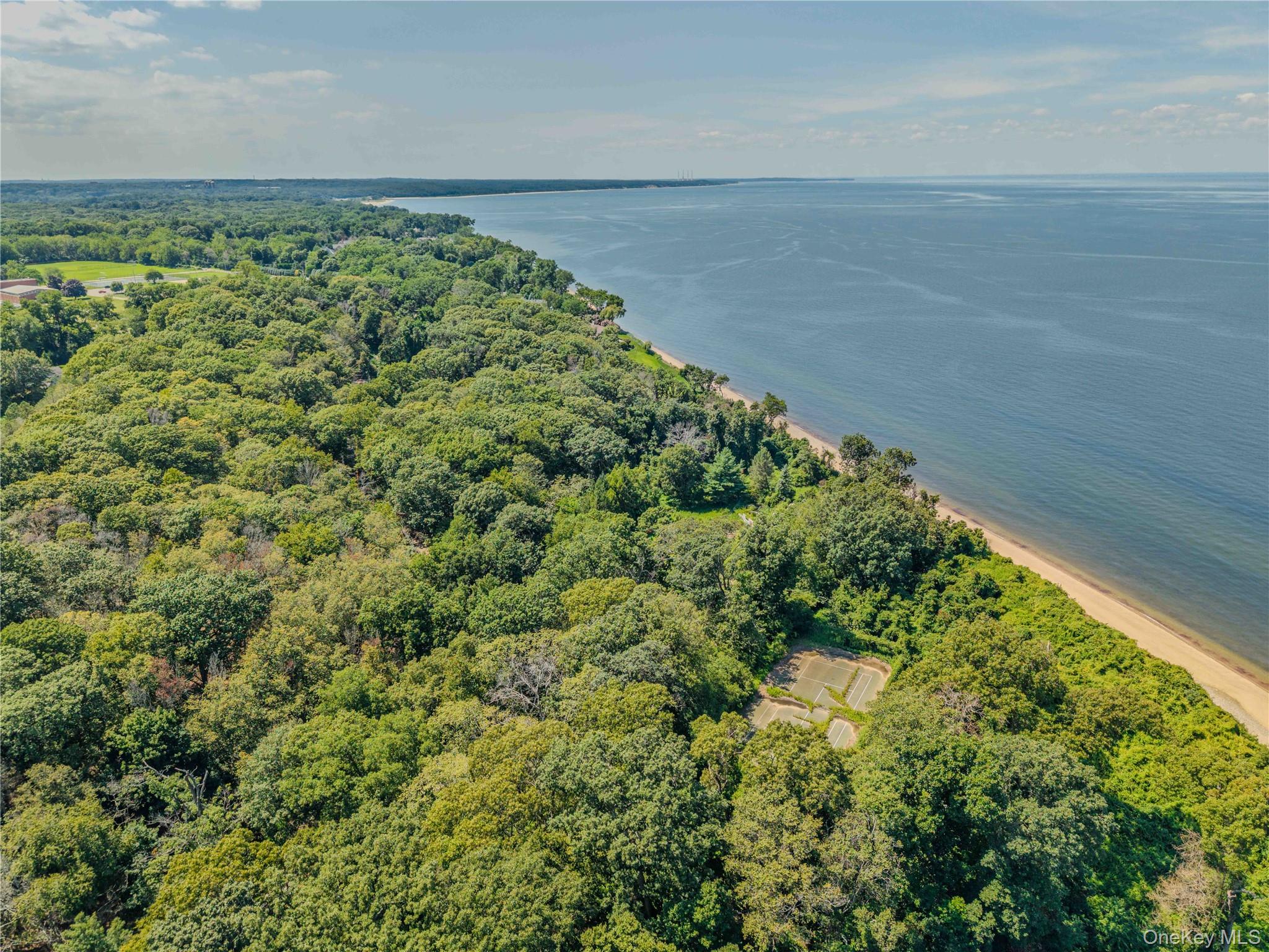 546 Long Beach Road Property Photo 14