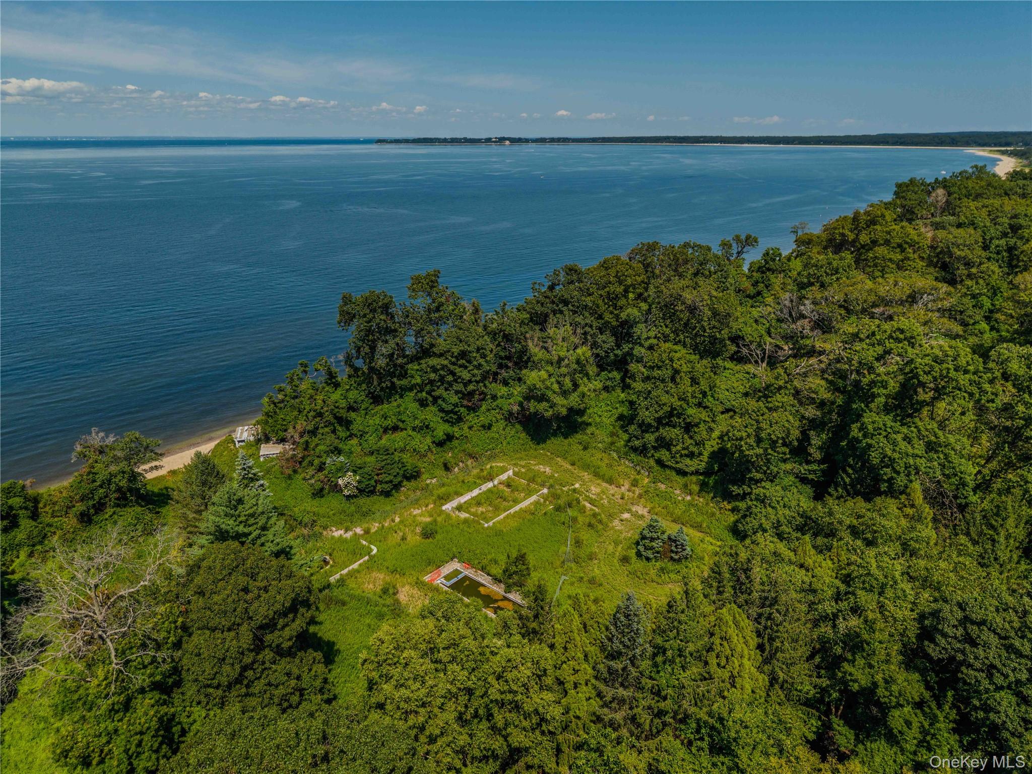 546 Long Beach Road Property Photo 16