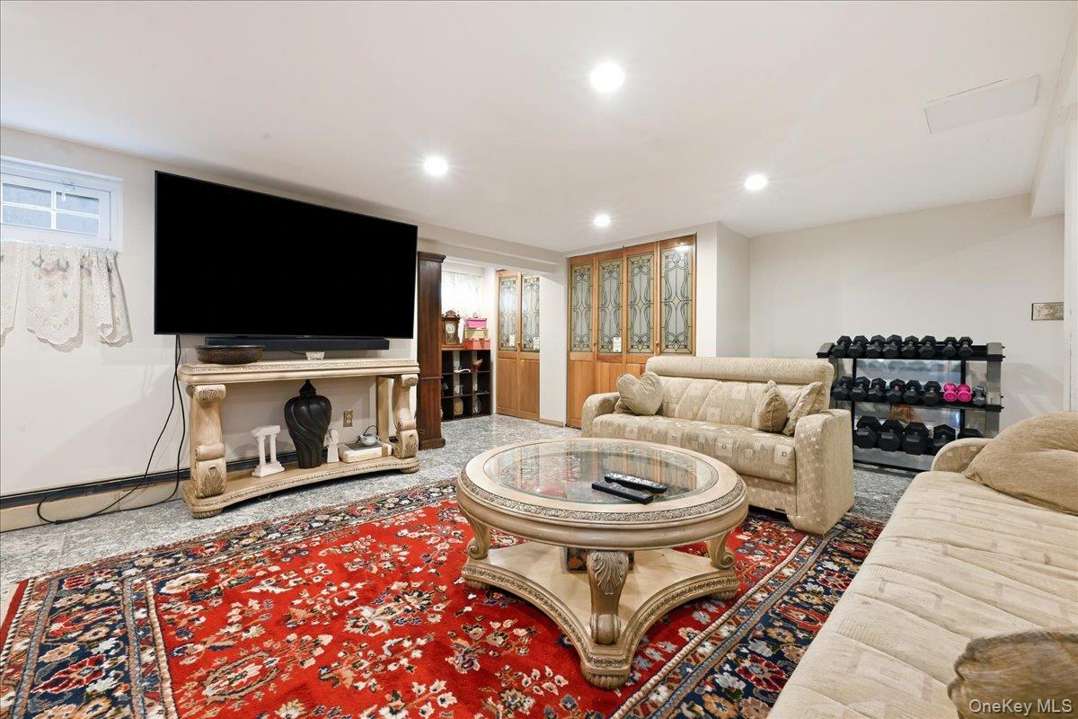 288 Brower Avenue Property Photo 33