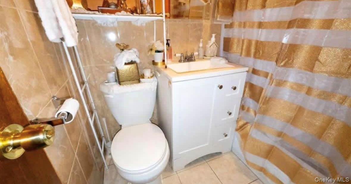 21804 137th Avenue Property Photo 4