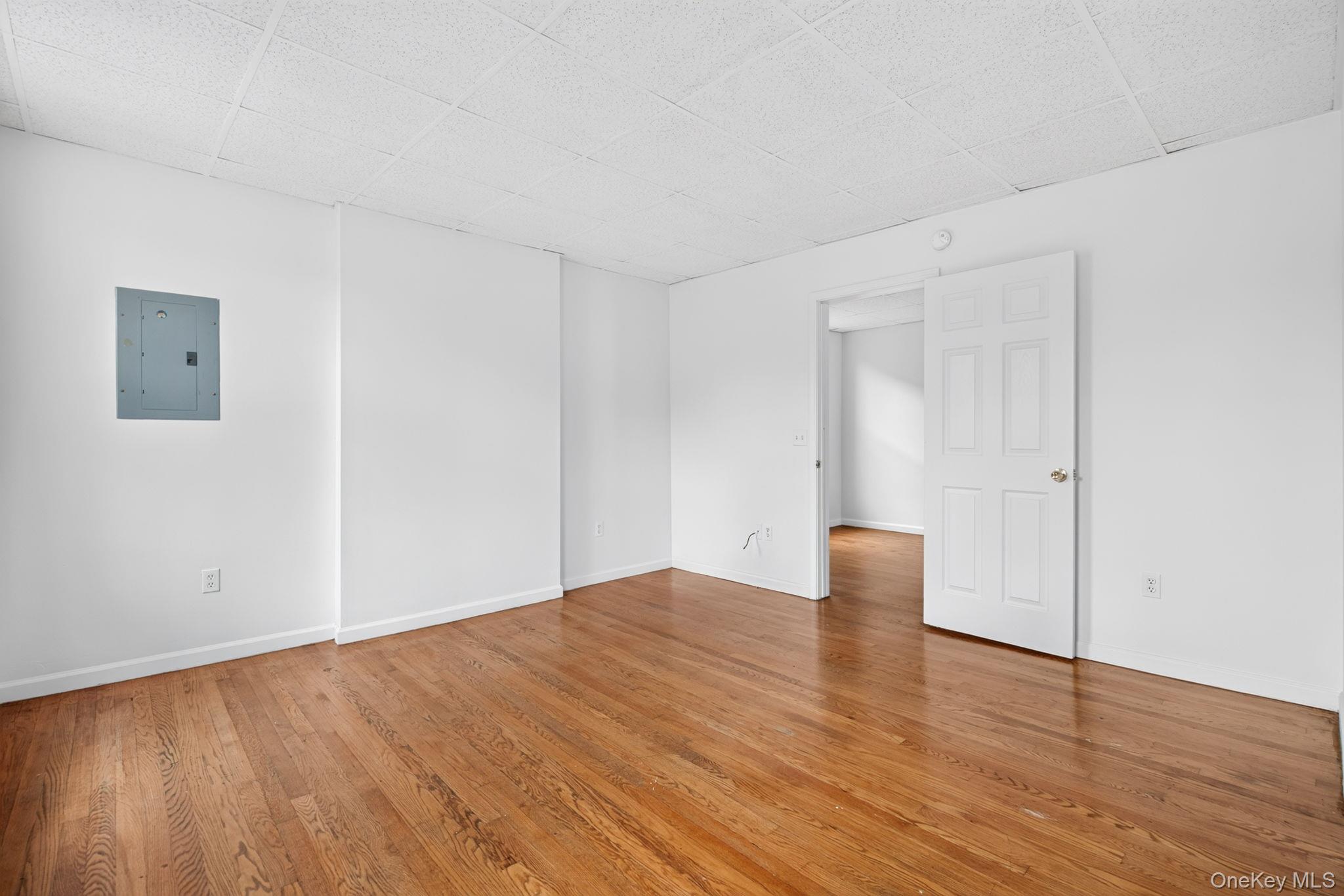 54 Gifford Avenue Property Photo 24