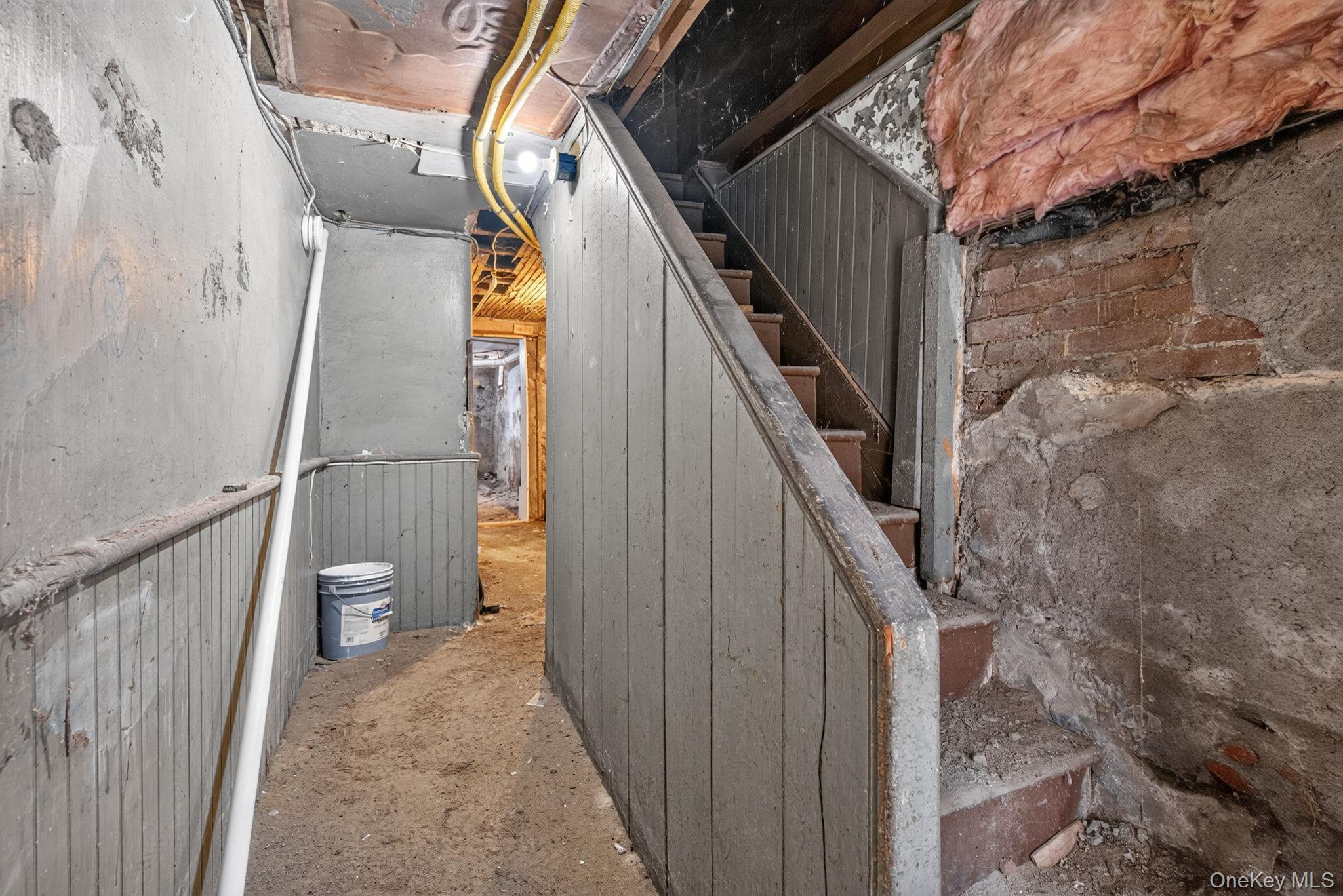 54 Gifford Avenue Property Photo 43