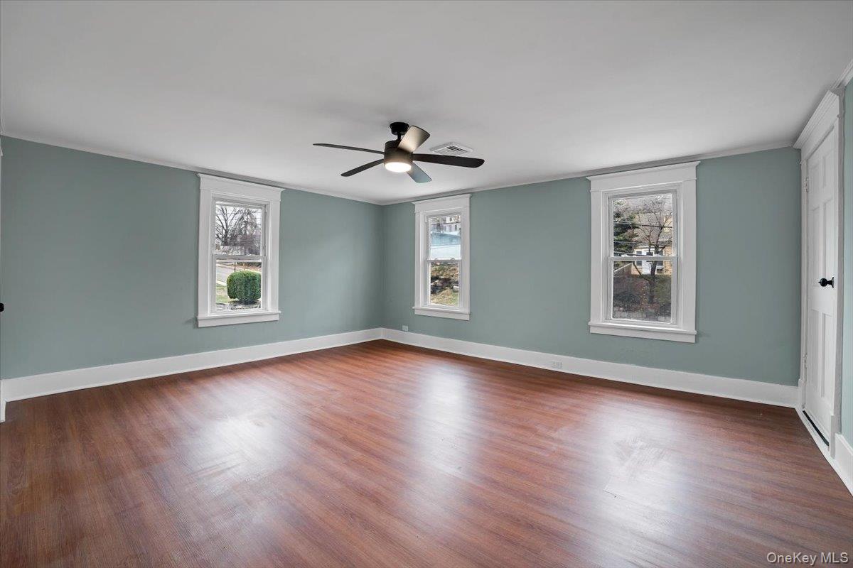 143 Chatterton Parkway 2nd Floor Property Photo 10