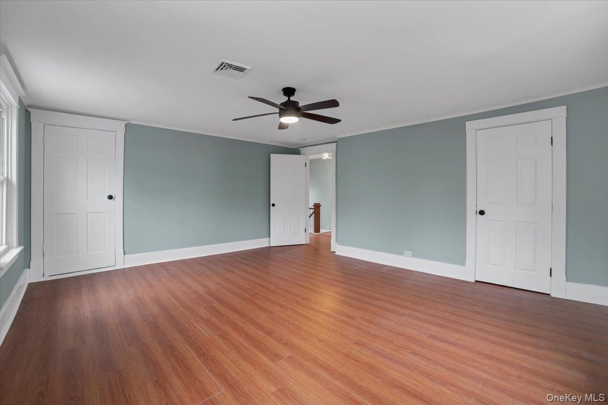 143 Chatterton Parkway 2nd Floor Property Photo 11
