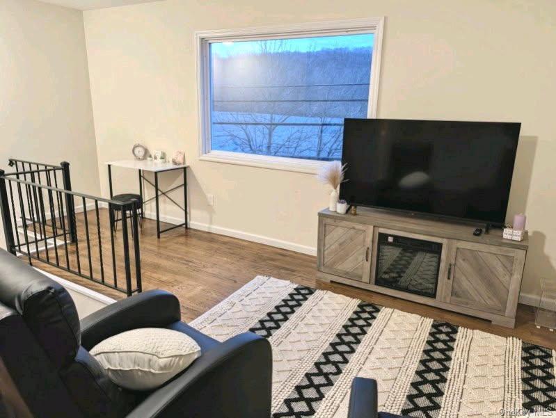 580 Lakes Road Property Photo 4