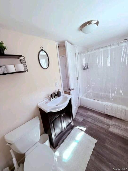 580 Lakes Road Property Photo 14