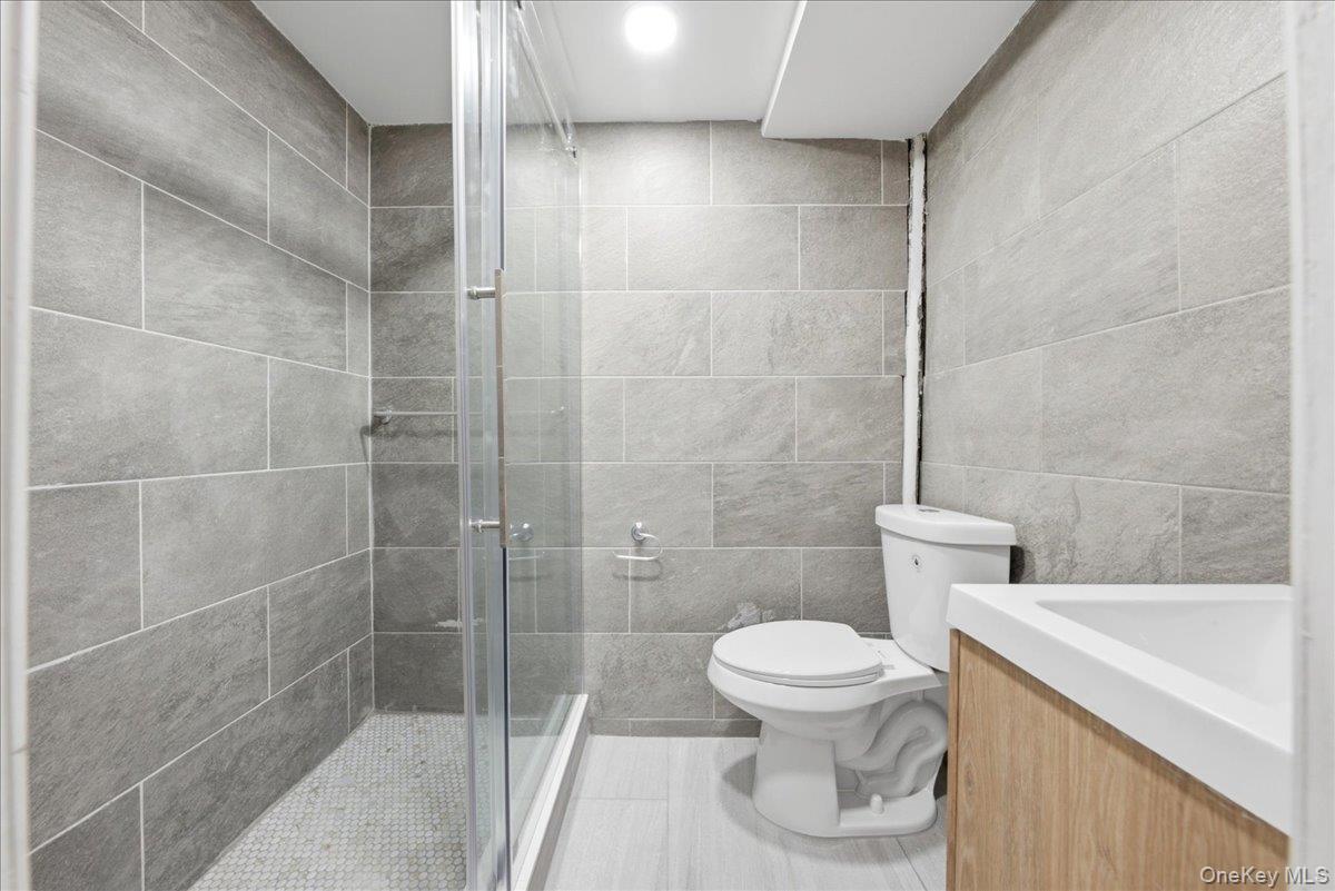 3038 Tiemann Avenue Property Photo 13