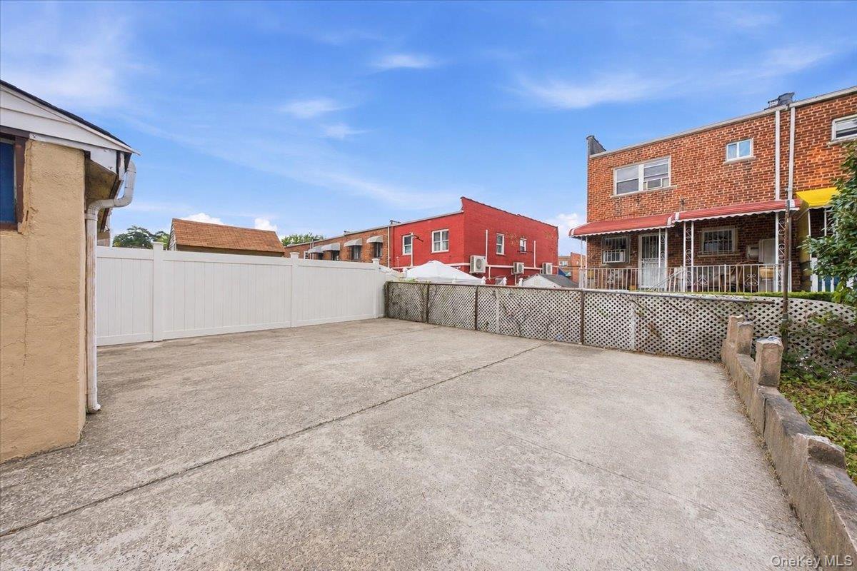3038 Tiemann Avenue Property Photo 29