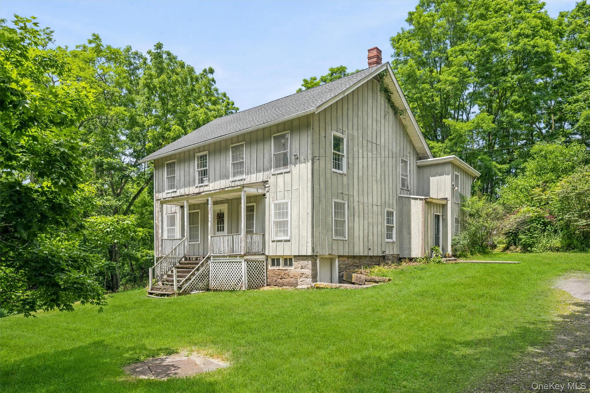 196 Newport Bridge Road Property Photo 1