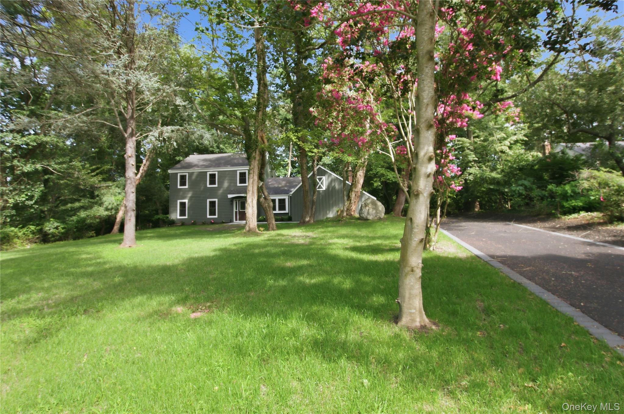 77 Westchester Drive Property Photo 2