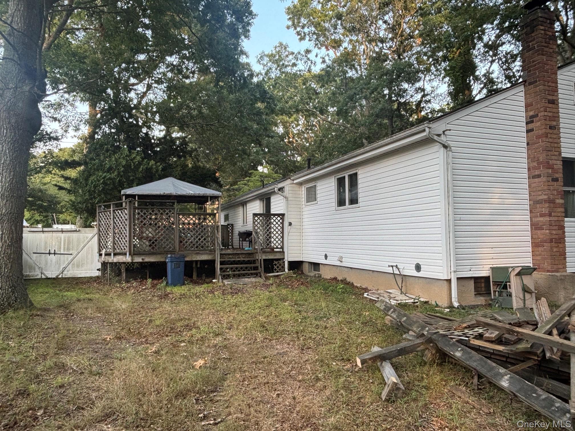 255 Auborn Avenue Property Photo 4