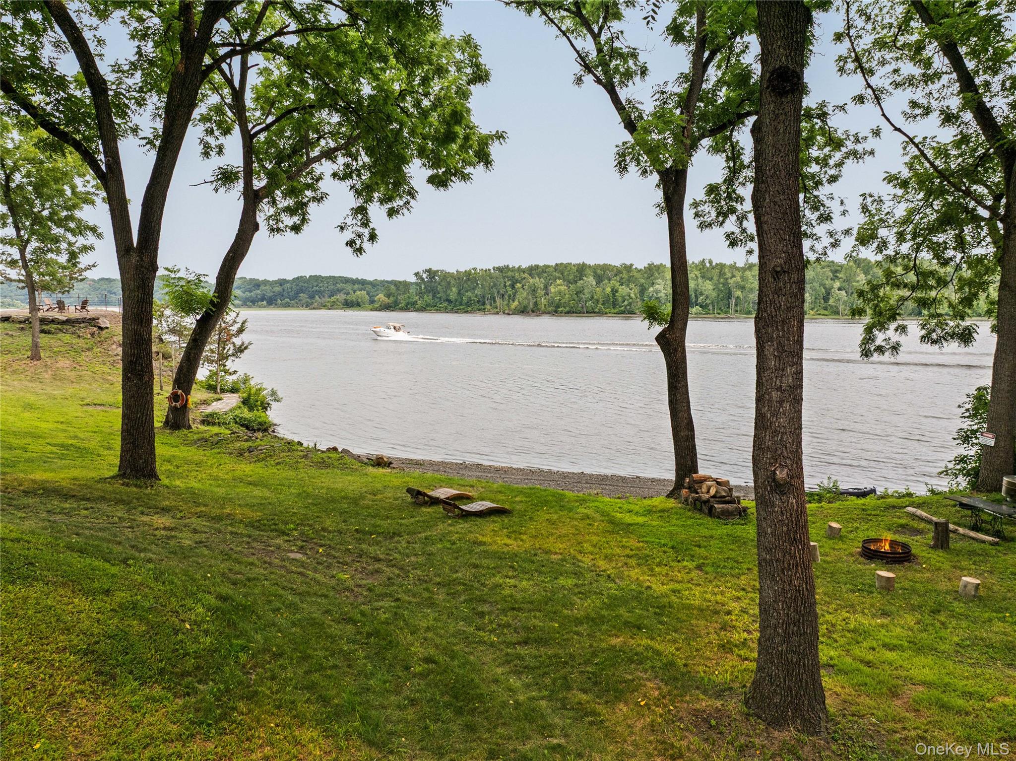 567 Four Mile Point Road Property Photo 8