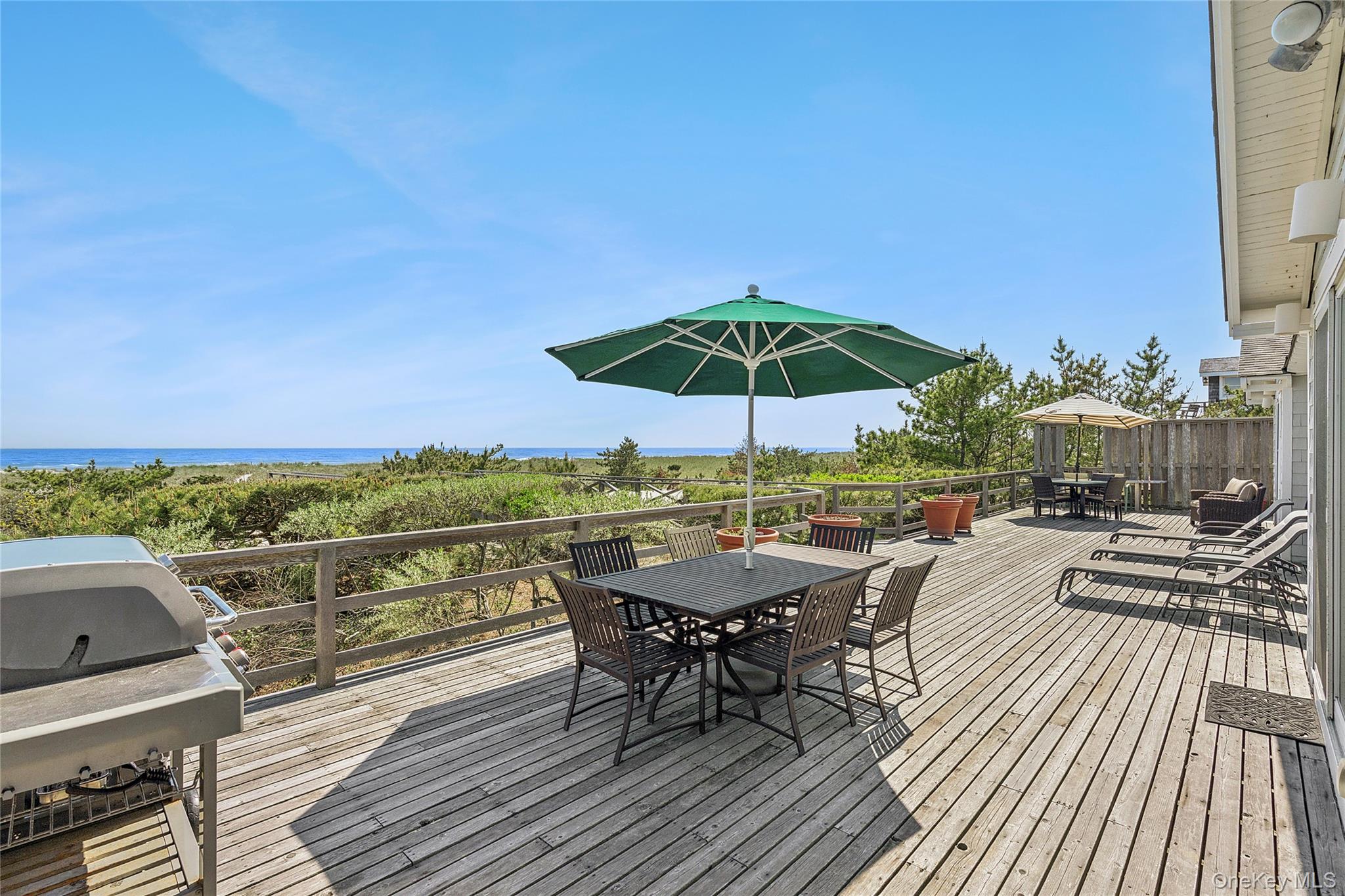 405 Dune Road Property Photo 17
