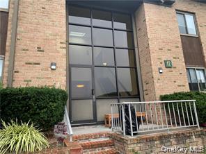 17 Brevoort Drive 2b Property Photo 2