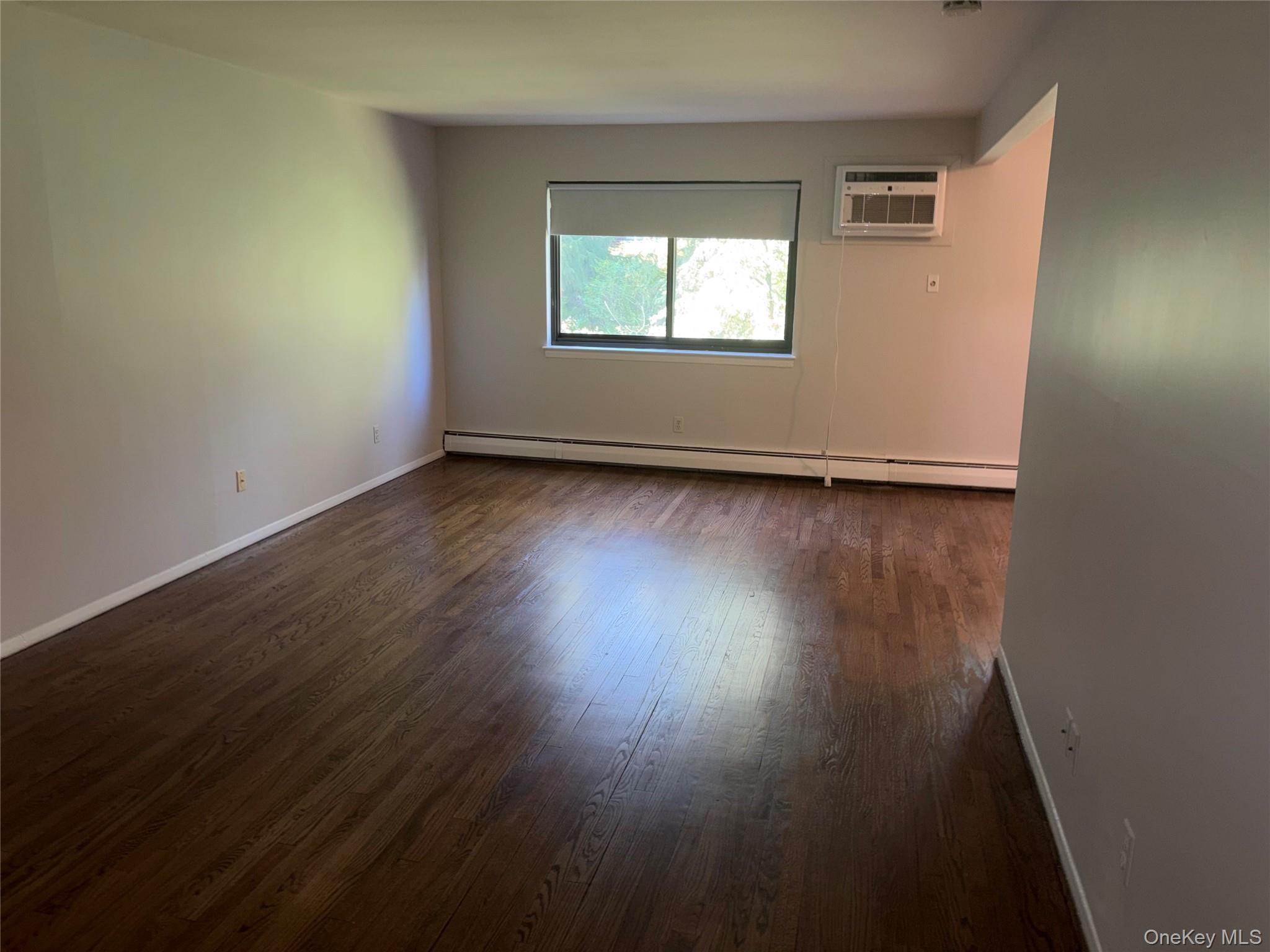 17 Brevoort Drive 2b Property Photo 6