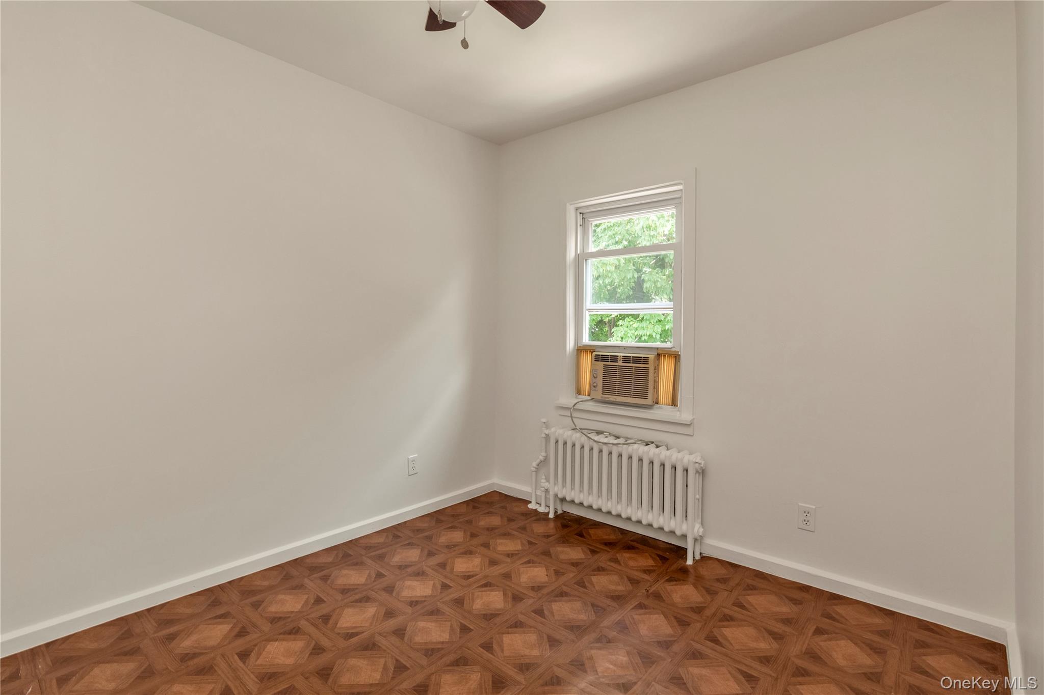 33-19 203rd Street Property Photo 9