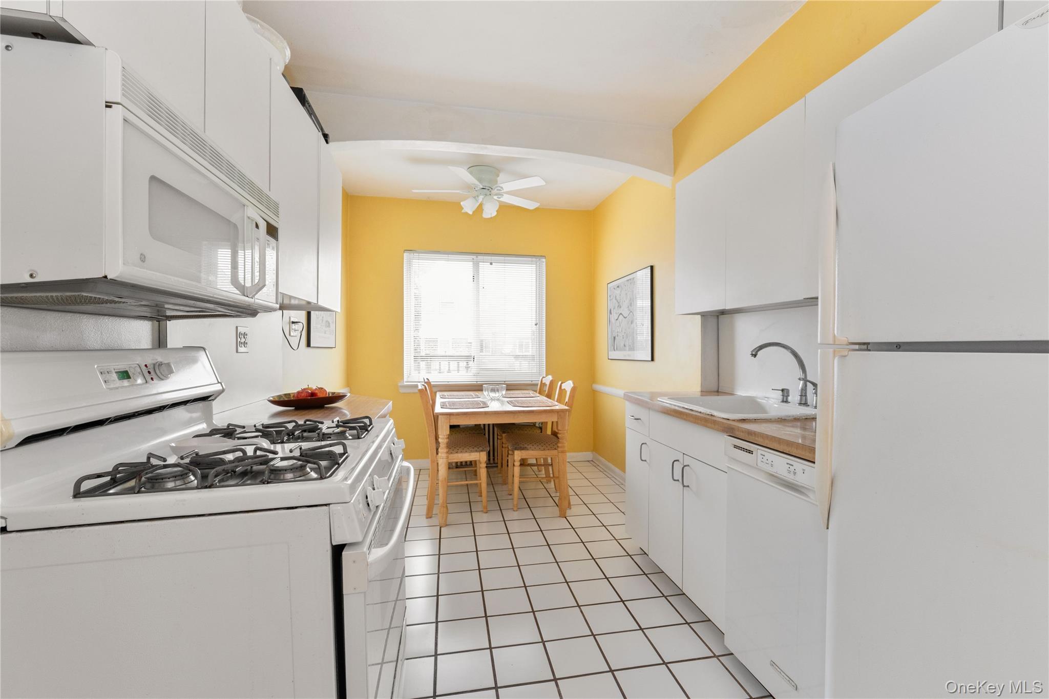 17519 74th Avenue Property Photo 6