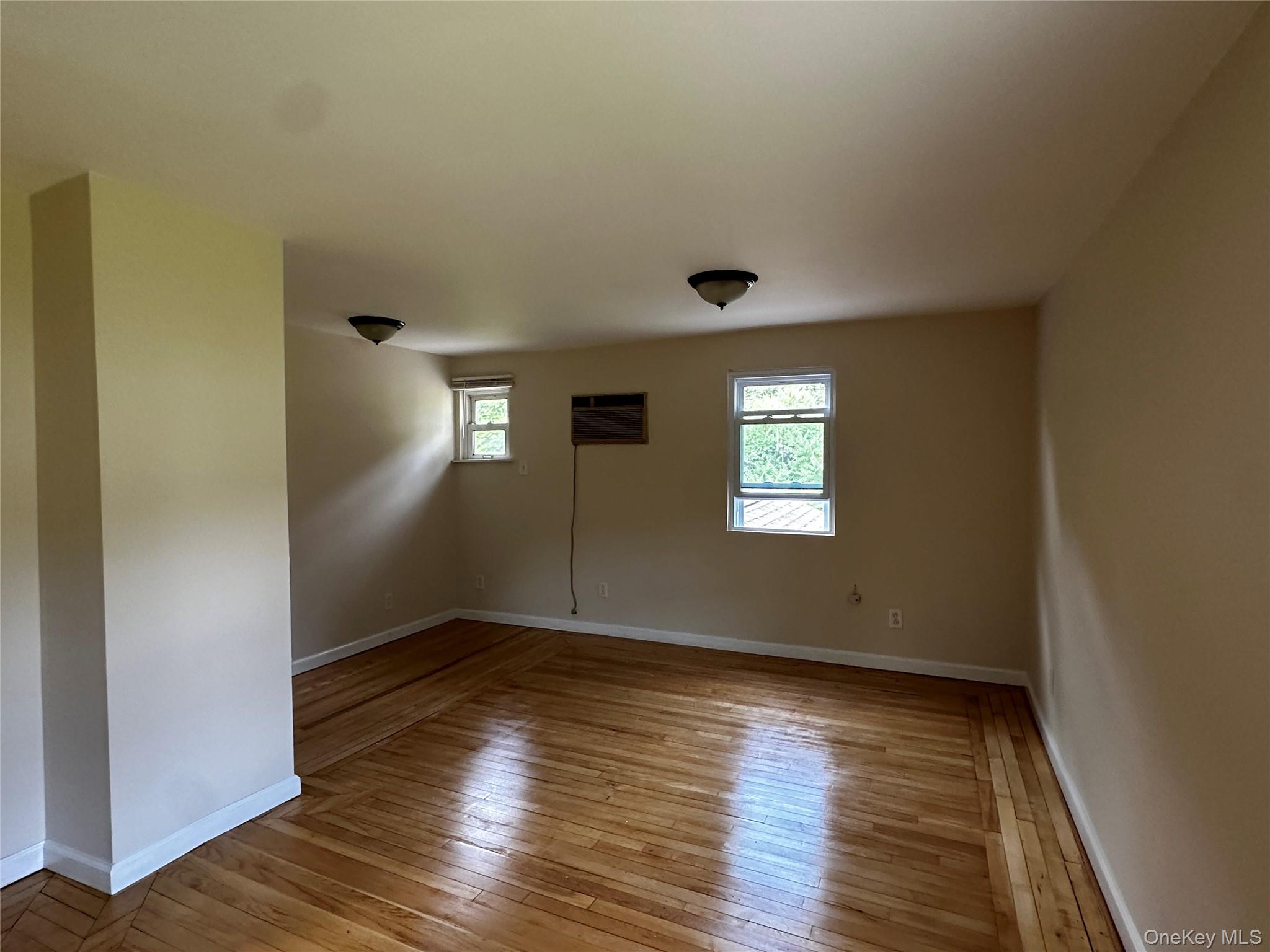 245 Lattintown Road Property Photo 11