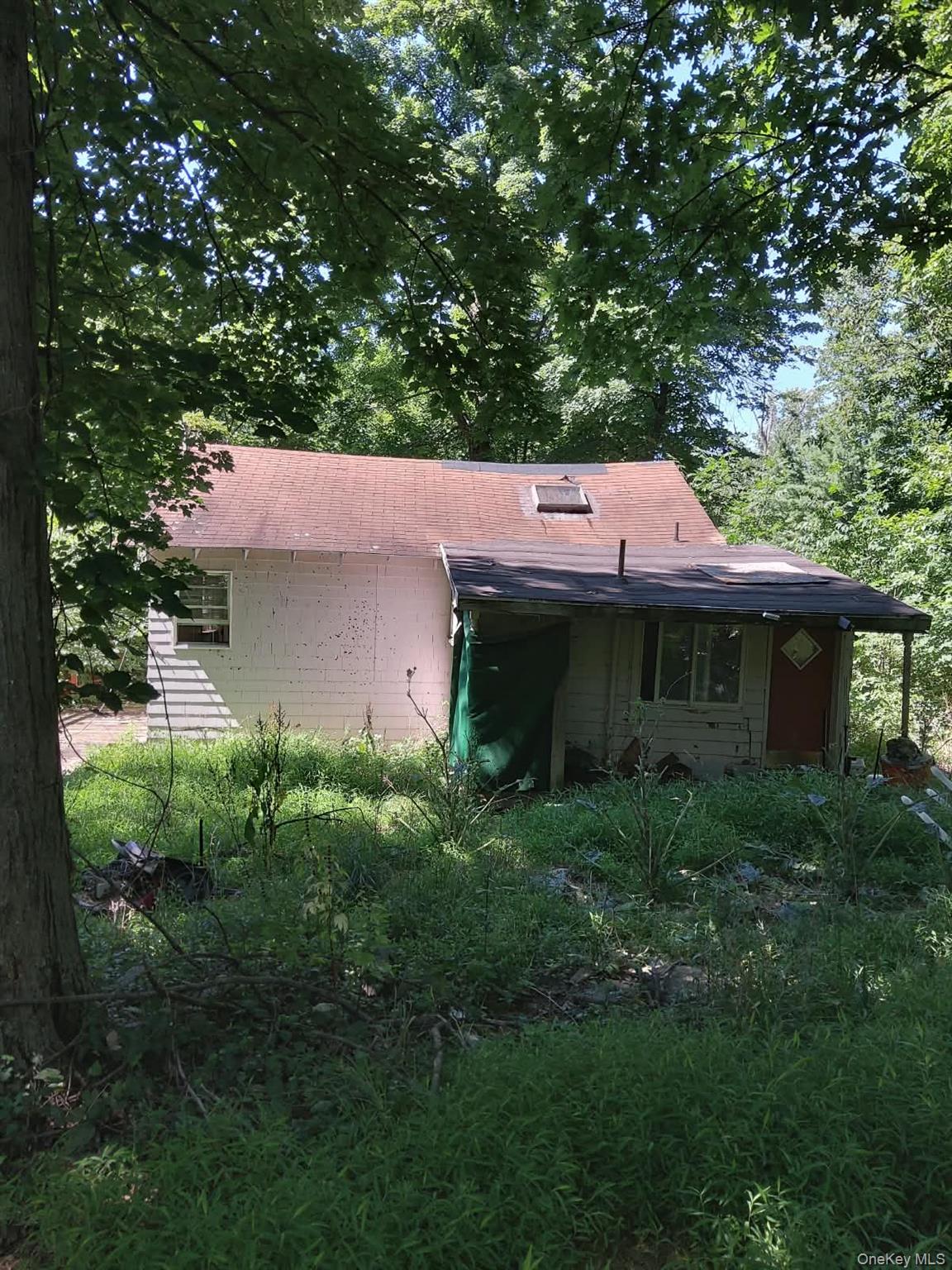 90 Arcadian Trail Property Photo 3