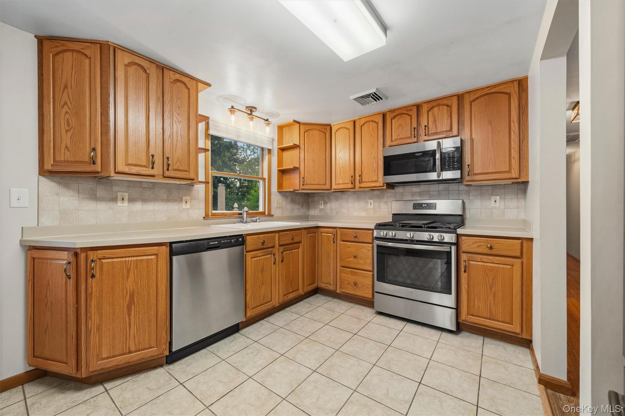 30 Lancer Drive Property Photo 10