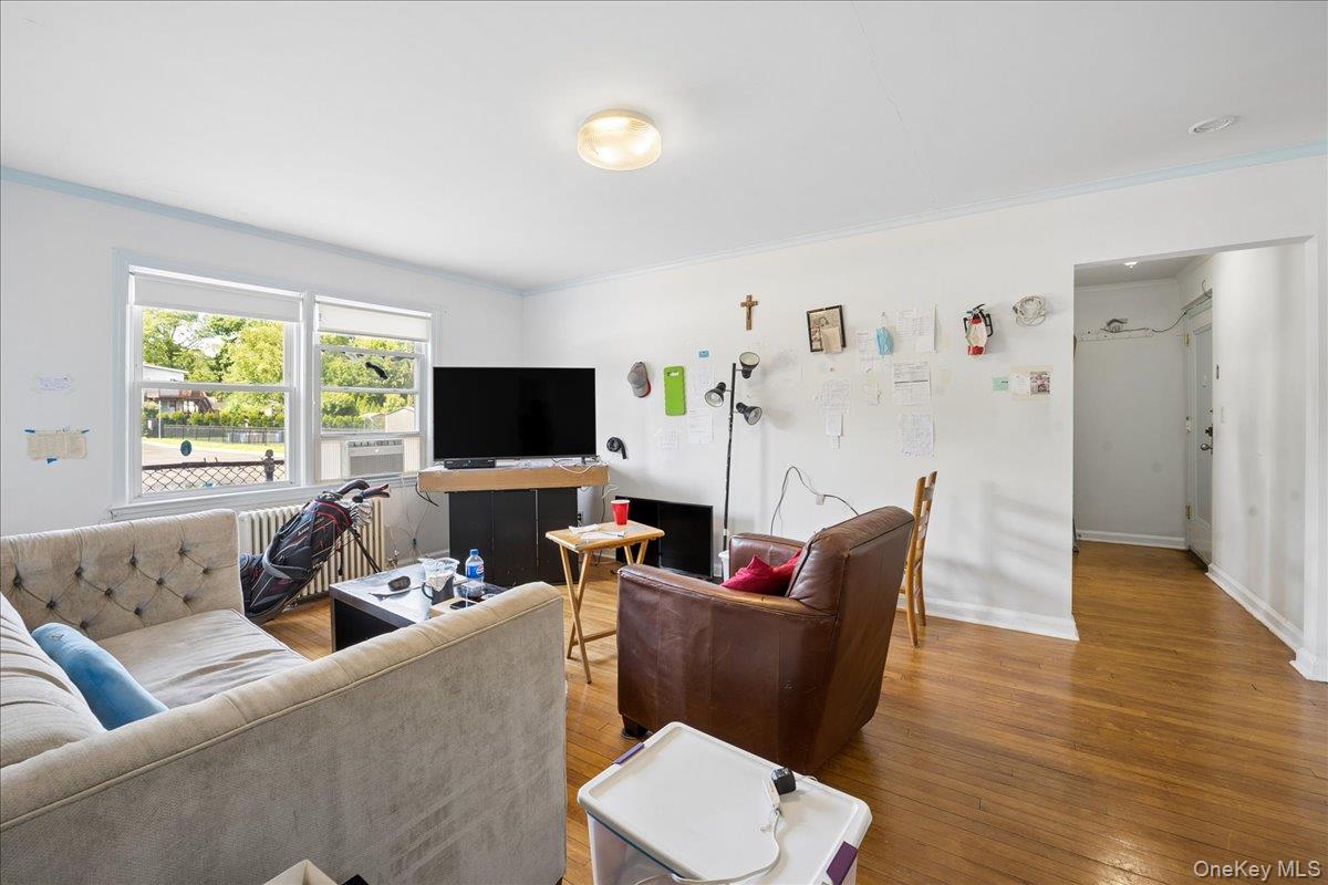 115 N Barry Avenue Property Photo 15