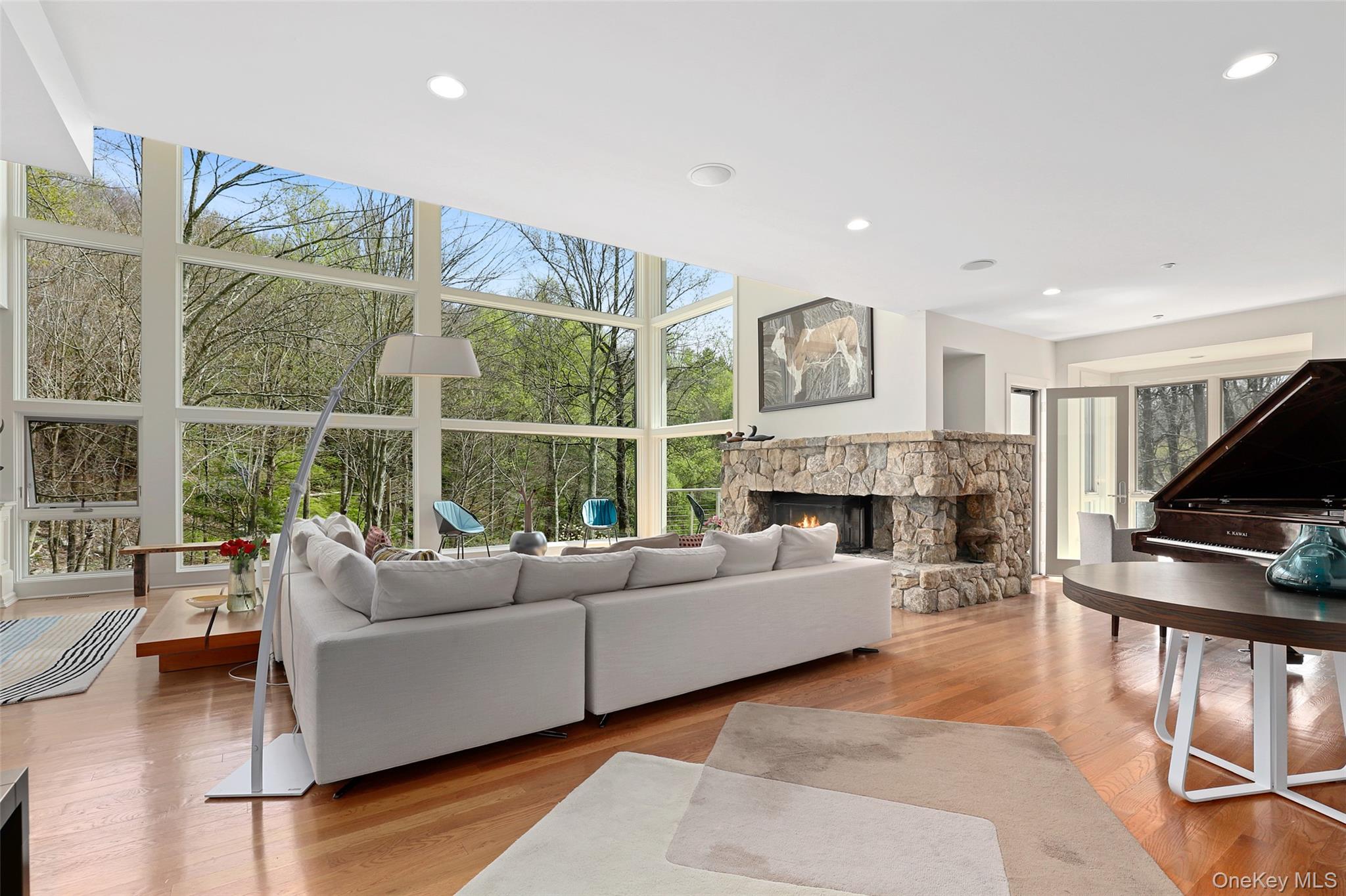 17 Fox Run Road Property Photo 5