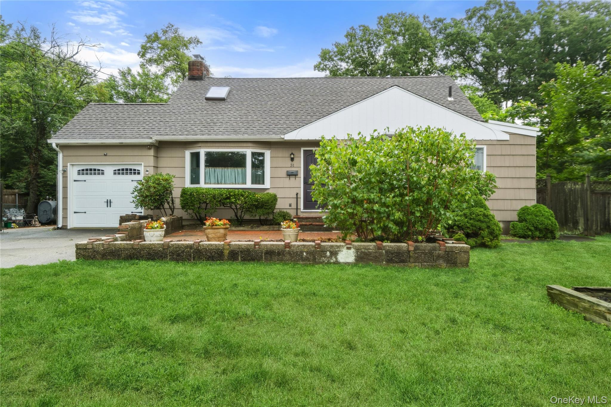 31 Eastwood Drive Property Photo 1