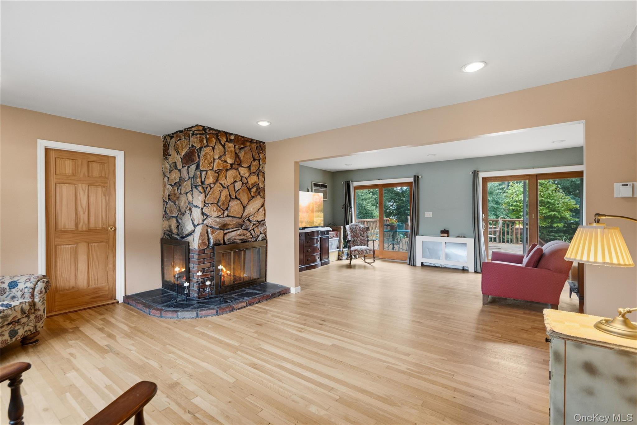 31 Eastwood Drive Property Photo 5