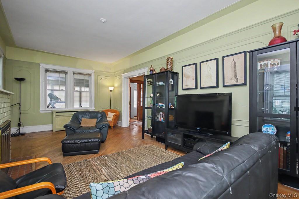 127 Wickes Avenue Property Photo 15
