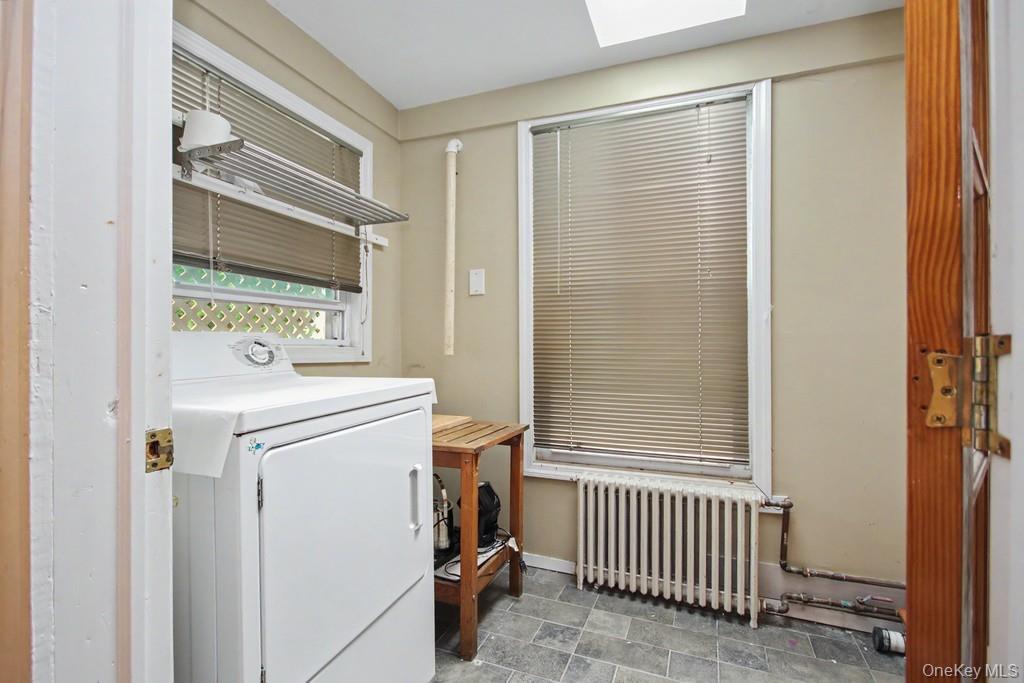 127 Wickes Avenue Property Photo 18